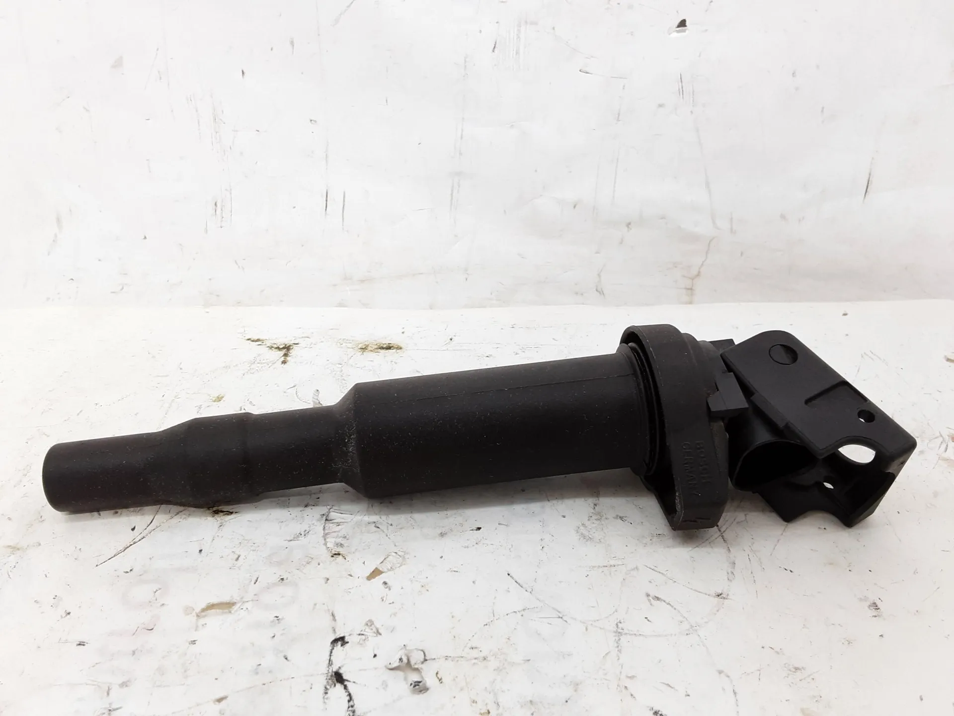 BOBINA con codice V7594937 da CITROEN C3 Picasso (08>) 1400 Benzina 70 kW / 95 CV con codice motore 8FS/8FN (EP3), 8FP (EP3C), 8FS (EP3) (2009)