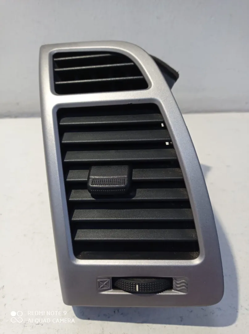 BOCCHETTA ARIA CRUSCOTTO LATO GUIDA HYUNDAI i20 1Â° Serie Diesel (2014)