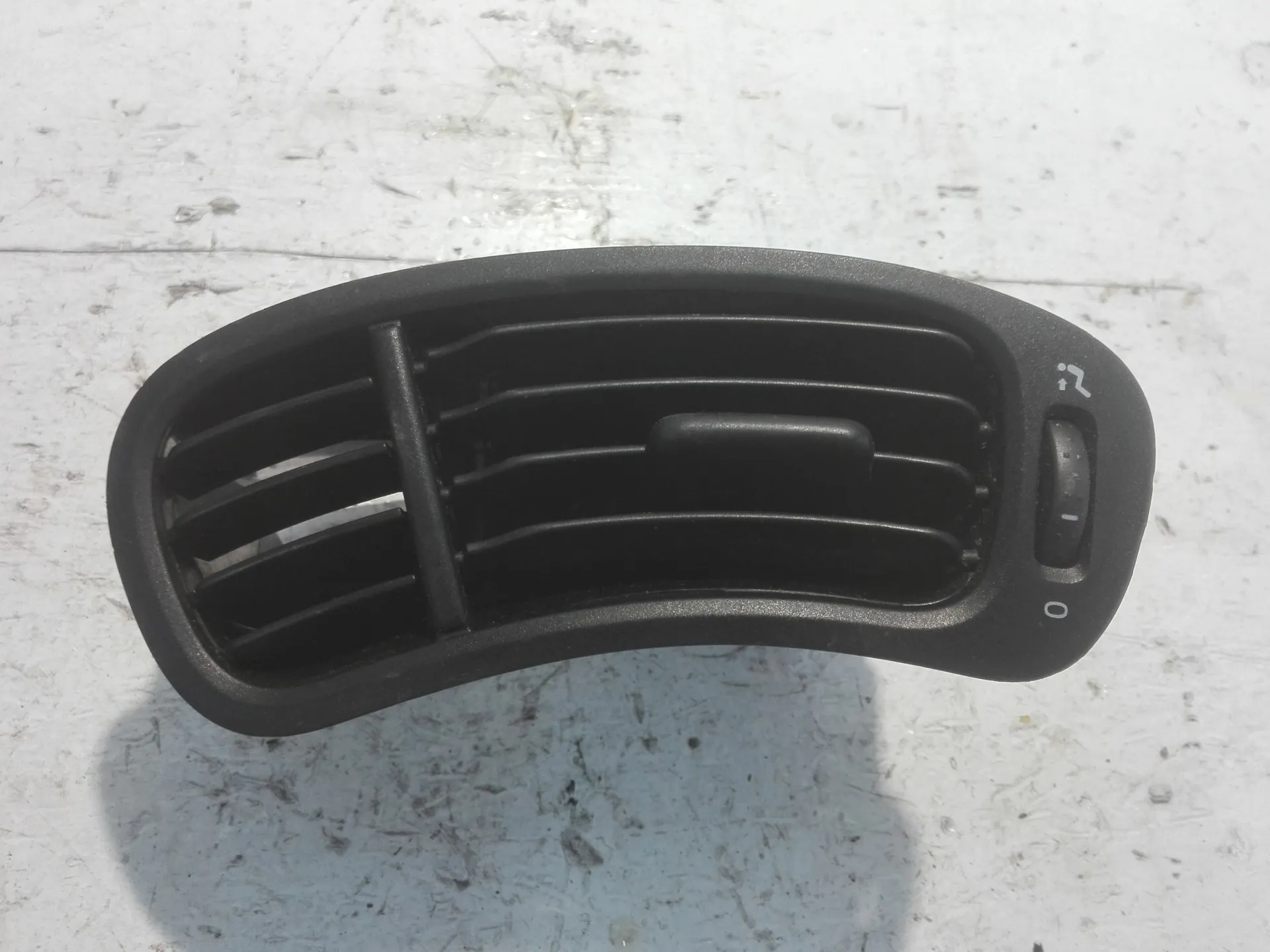 735491139 / 316319 BOCCHETTA ARIA CRUSCOTTO LATO PASSEGGERO FIAT Panda 3Â° Serie 1300 Diesel (2015)