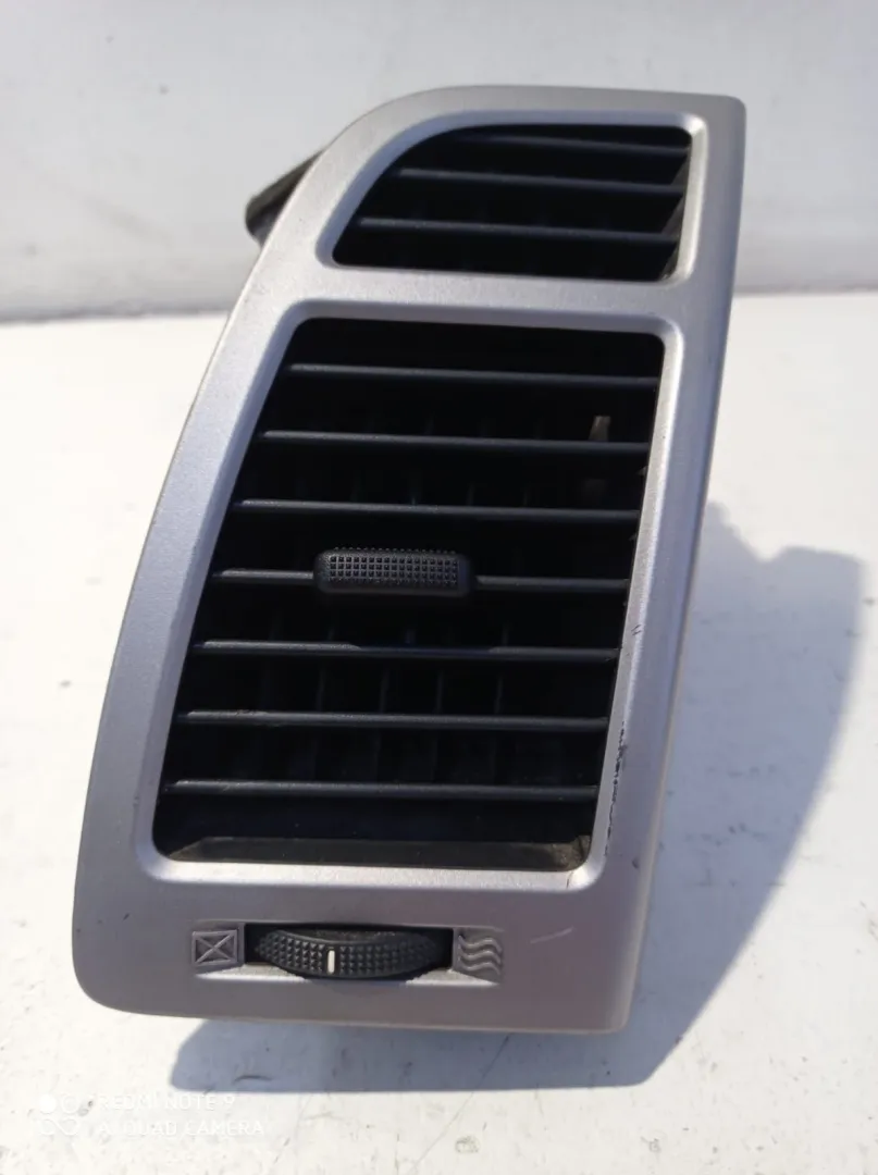 BOCCHETTA ARIA CRUSCOTTO LATO PASSEGGERO HYUNDAI i20 1Â° Serie Diesel (2014)