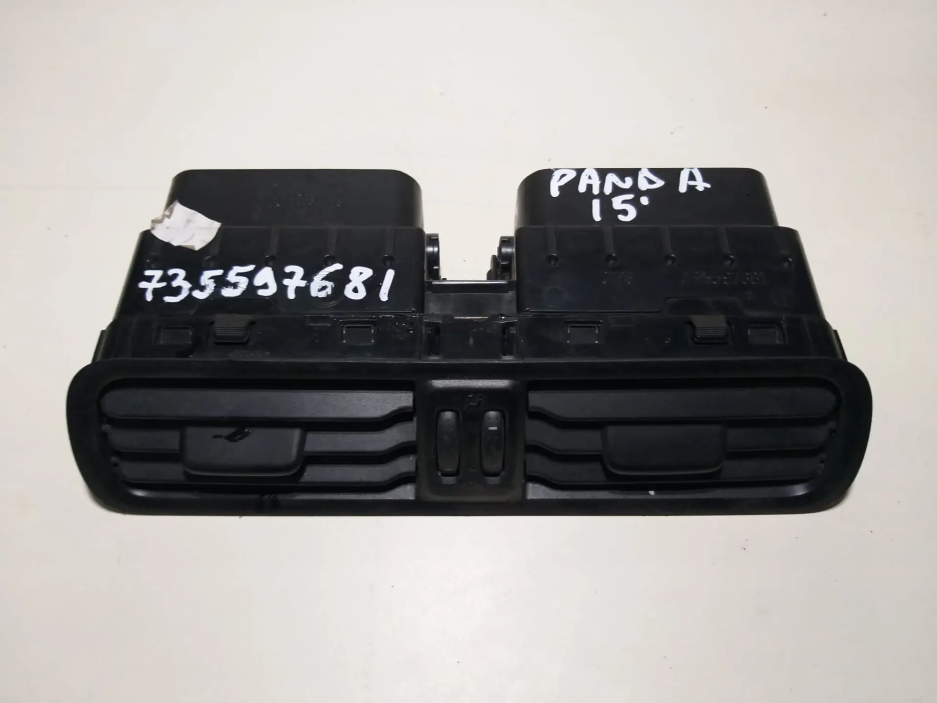 Bocchette aria centrale Fiat Panda 1.3 D de 2015 CODICE RICAMBIO : 735597681