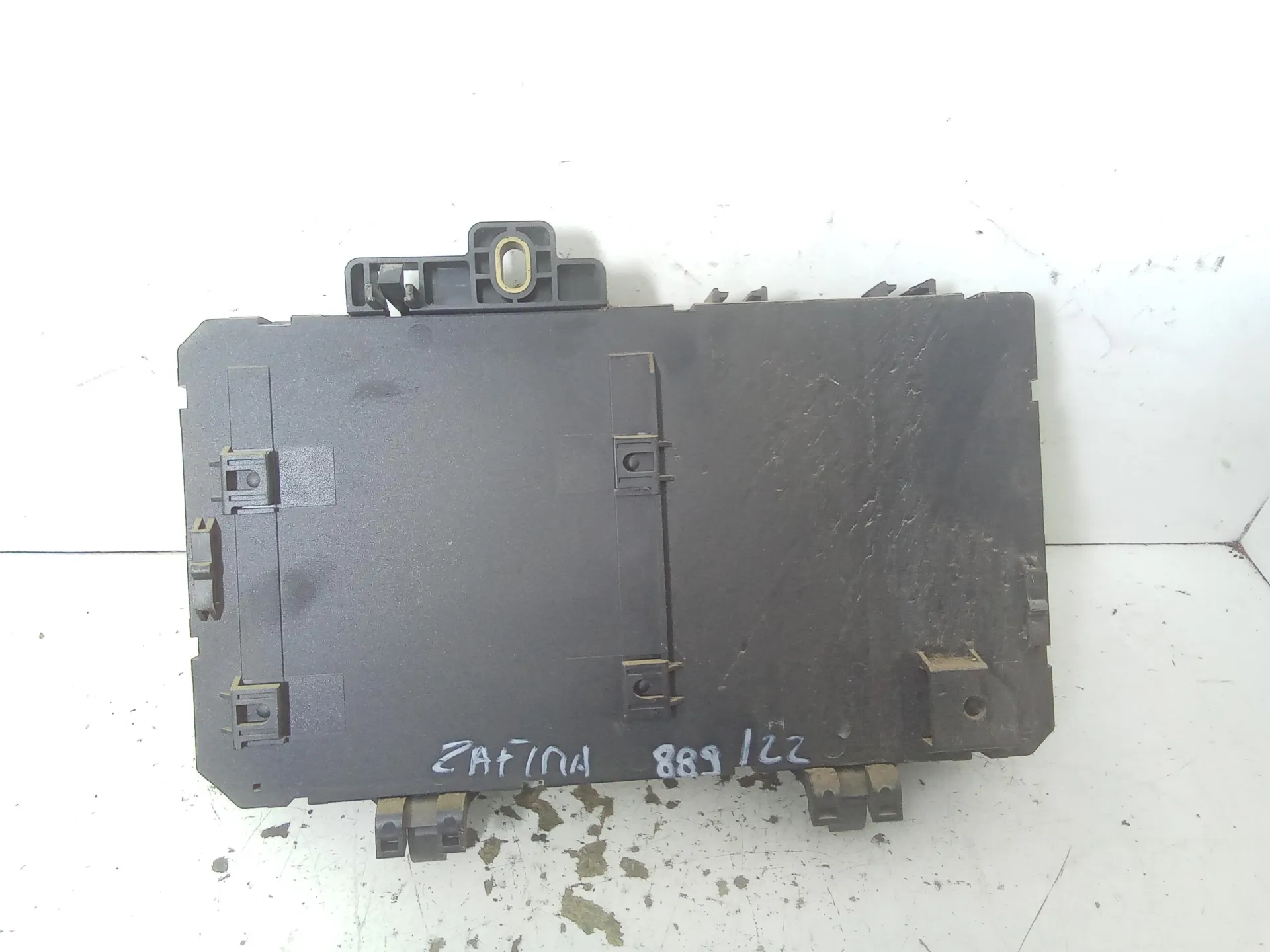 BODY COMPUTER con codice 13220831 da OPEL Zafira B 2Â° Serie 1600 Bifuel/Metano 110 (2012)