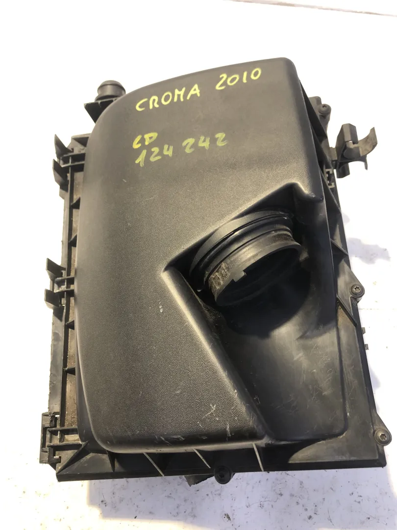 BOX SCATOLA FILTRO ARIA FIAT Croma 3Â° Serie 1900 Diesel (2010)