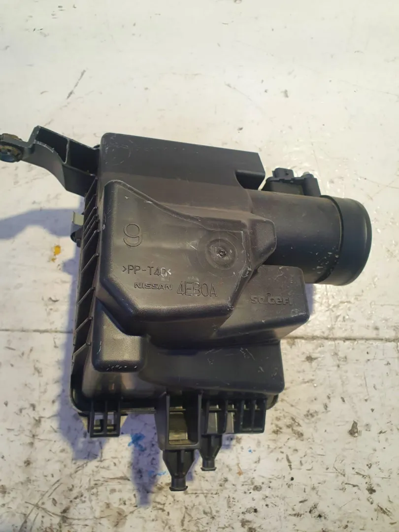 BOX SCATOLA FILTRO ARIA con codice 4EB0A da NISSAN Qashqai Serie 1600 Diesel (2018)
