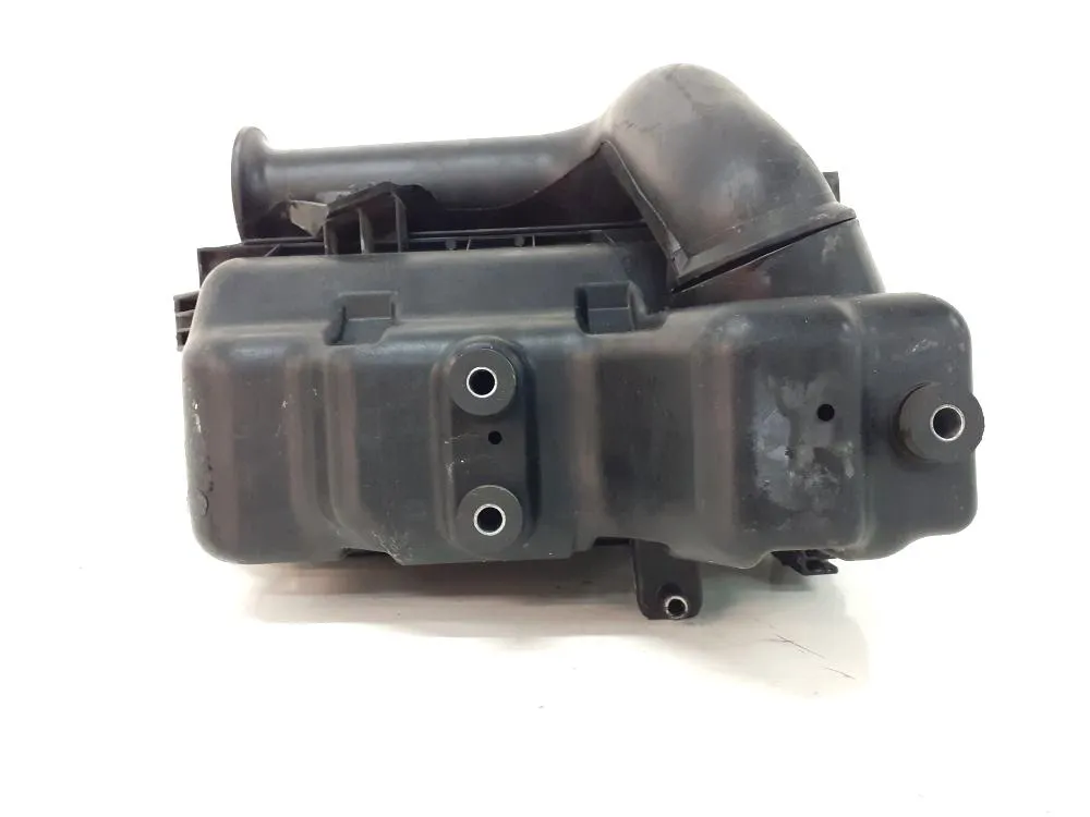 BOX SCATOLA FILTRO ARIA con codice 000000-5 da TOYOTA Yaris Serie (05>08) 1400 Diesel 66 (2008)
