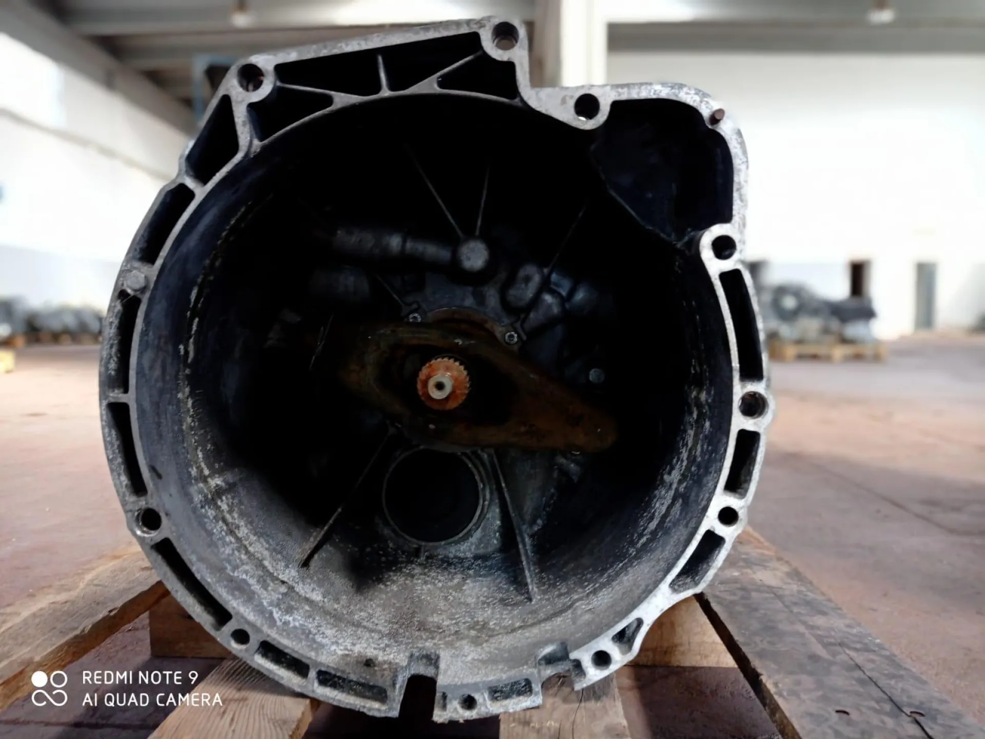 CAMBIO AUTOMATICO con codice 1067010003 da BMW Serie 5 E60 3000 Diesel (2004)