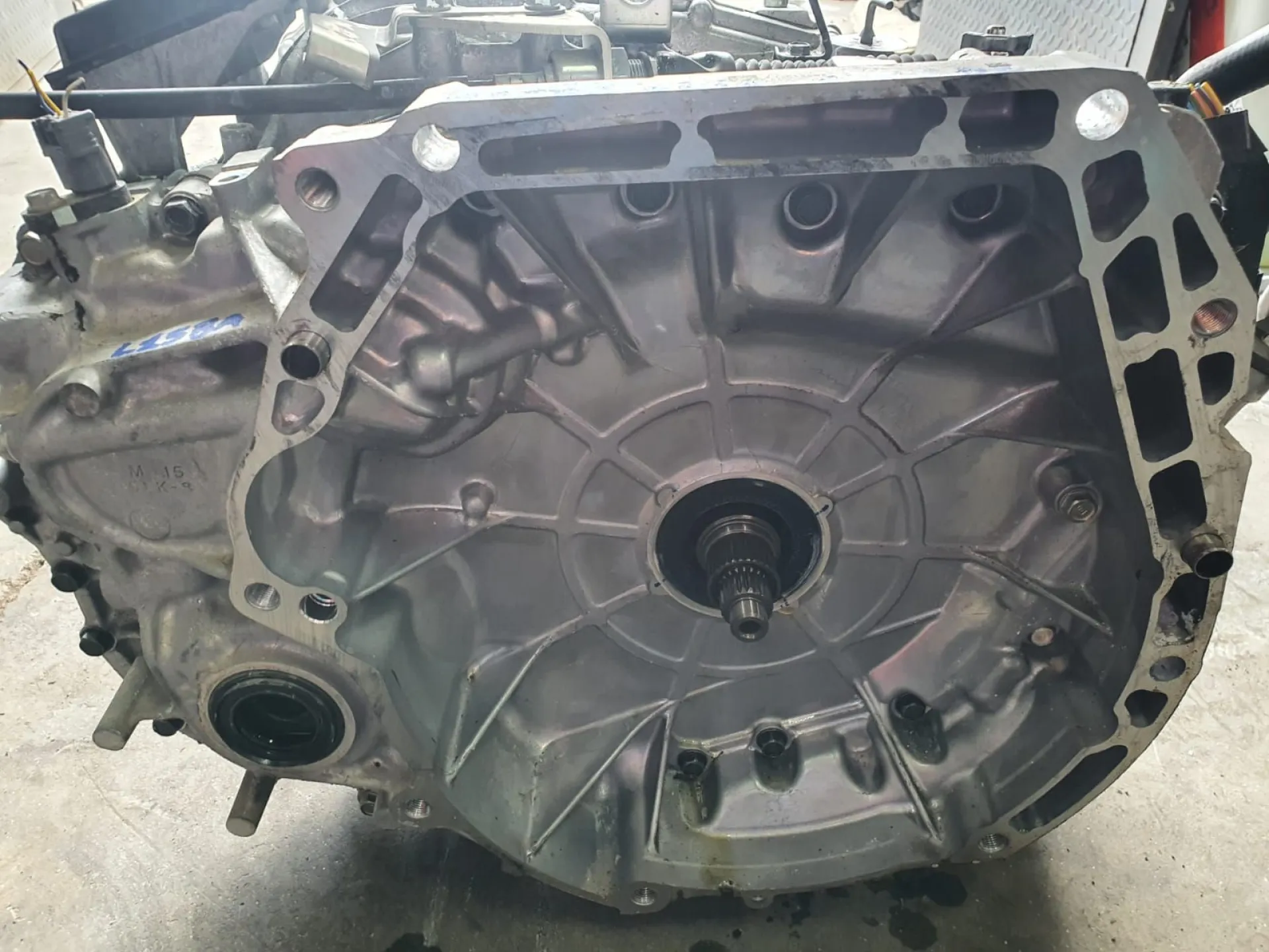 CAMBIO AUTOMATICO con codice J5CKCAO / MCKA 5253055 / 28100.5CKA03 / ETH010.610.D1.8113 / 0107473741 da J5CKCAO / MCKA 5253055 / 28100.5CKA03 / ETH010.610.D1.8113 / 0107473741 HONDA Civic Berlina 5P (
