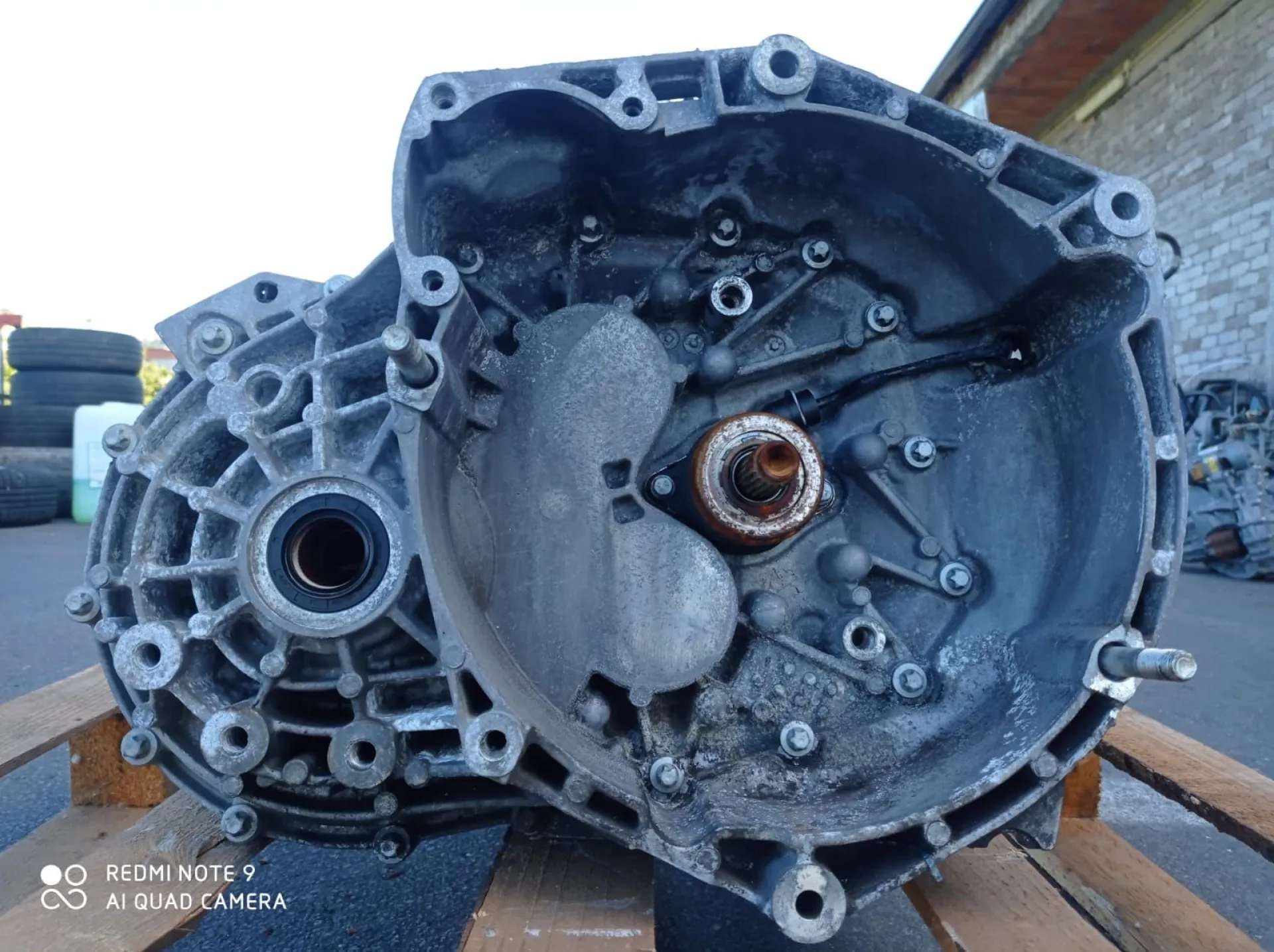 CAMBIO MANUALE COMPLETO con codice C63563514 da ALFA ROMEO Giulietta Serie (940_) (13>) 2000 Diesel (2018)
