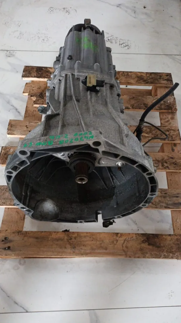 CAMBIO MANUALE COMPLETO con codice 2300-7568128 da BMW Serie 1 Serie (E87) (07>) 2000 Diesel con codice motore N47D20B/N47D20B (2009)