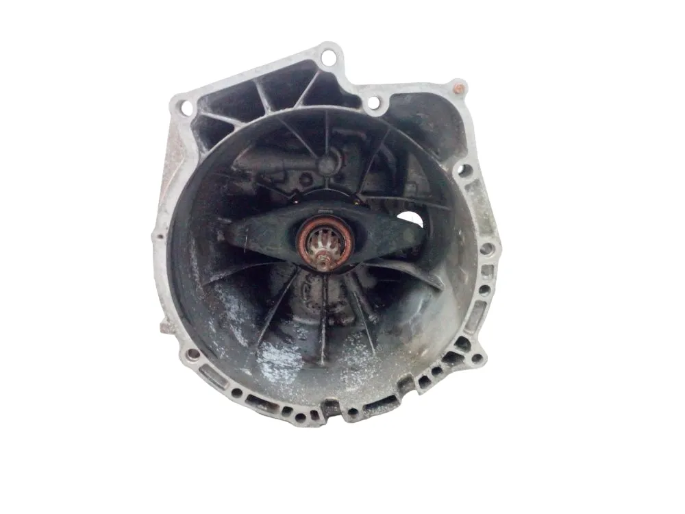 CAMBIO MANUALE COMPLETO con codice 1065401045 da BMW Serie 3 E46 Touring 2Â° Serie 2000 Diesel 110 con codice motore 204D4/204D4 (2003)