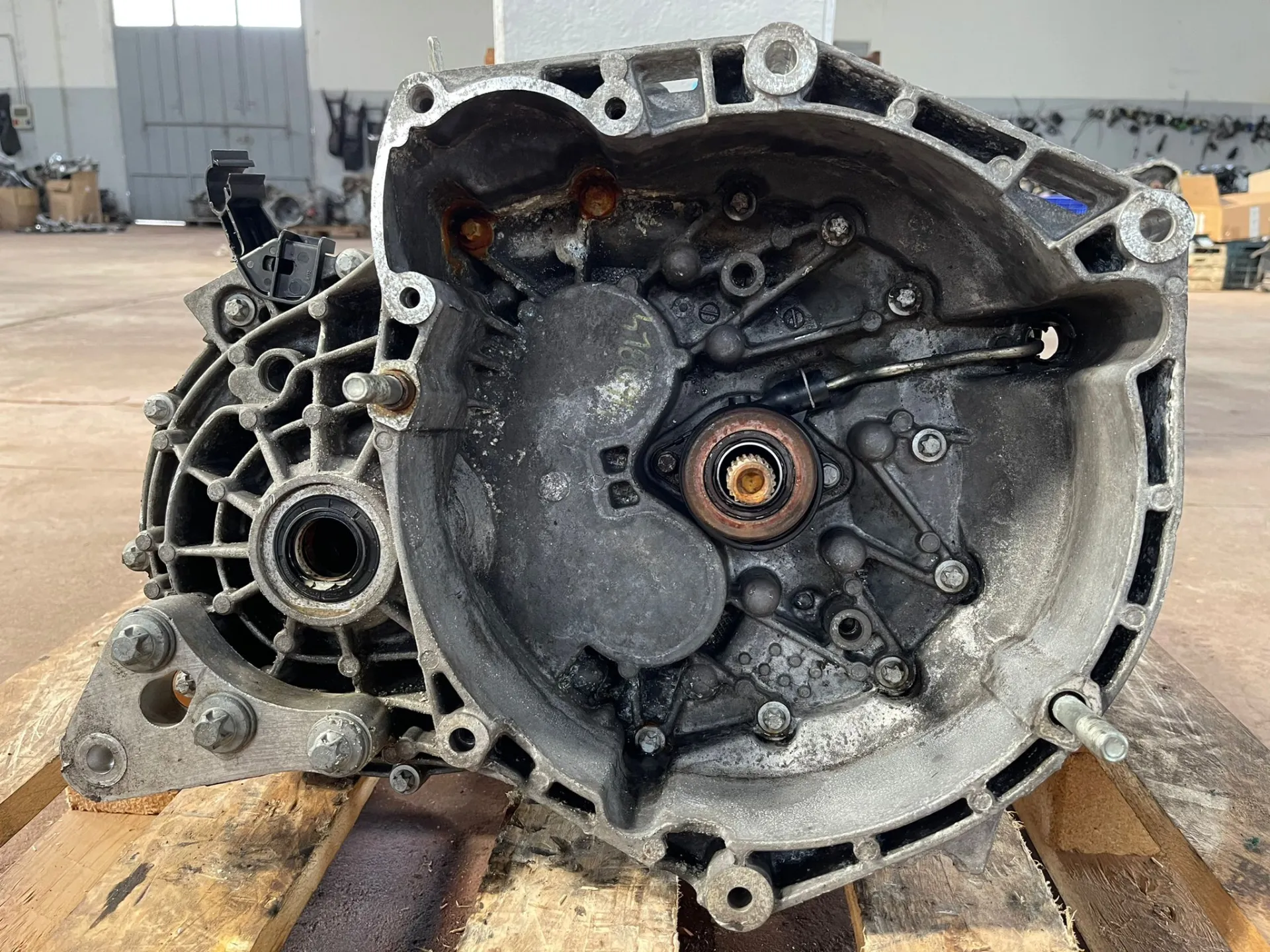 CAMBIO MANUALE COMPLETO con codice 940C1000 da FIAT 500 L Serie (351_352) (12>) 1600 Diesel (2013)