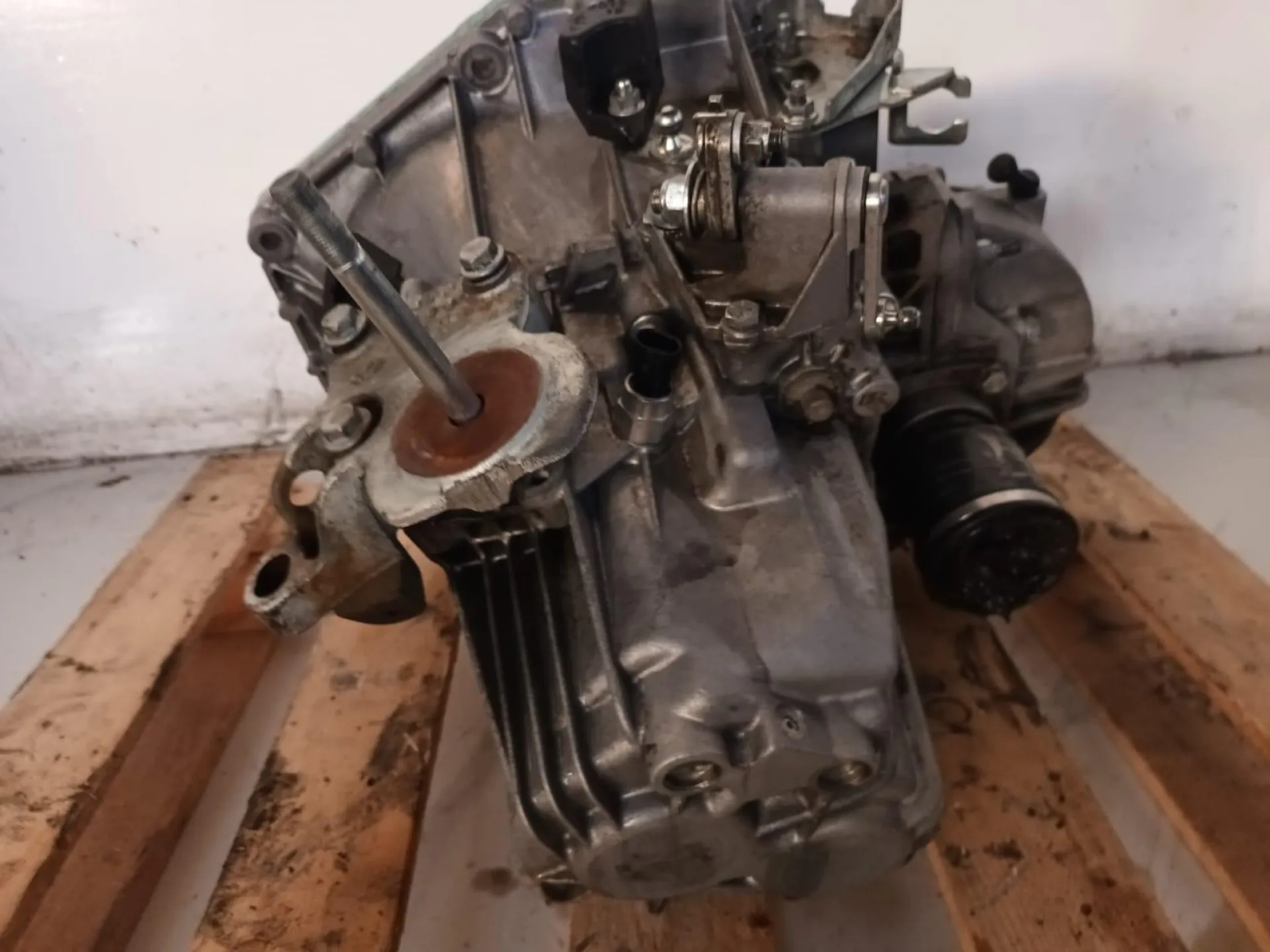 CAMBIO MANUALE COMPLETO con codice 1191740 da FIAT Bravo 2Â° Serie 1600 Diesel con codice motore 198A2000/198A2000 (2009)