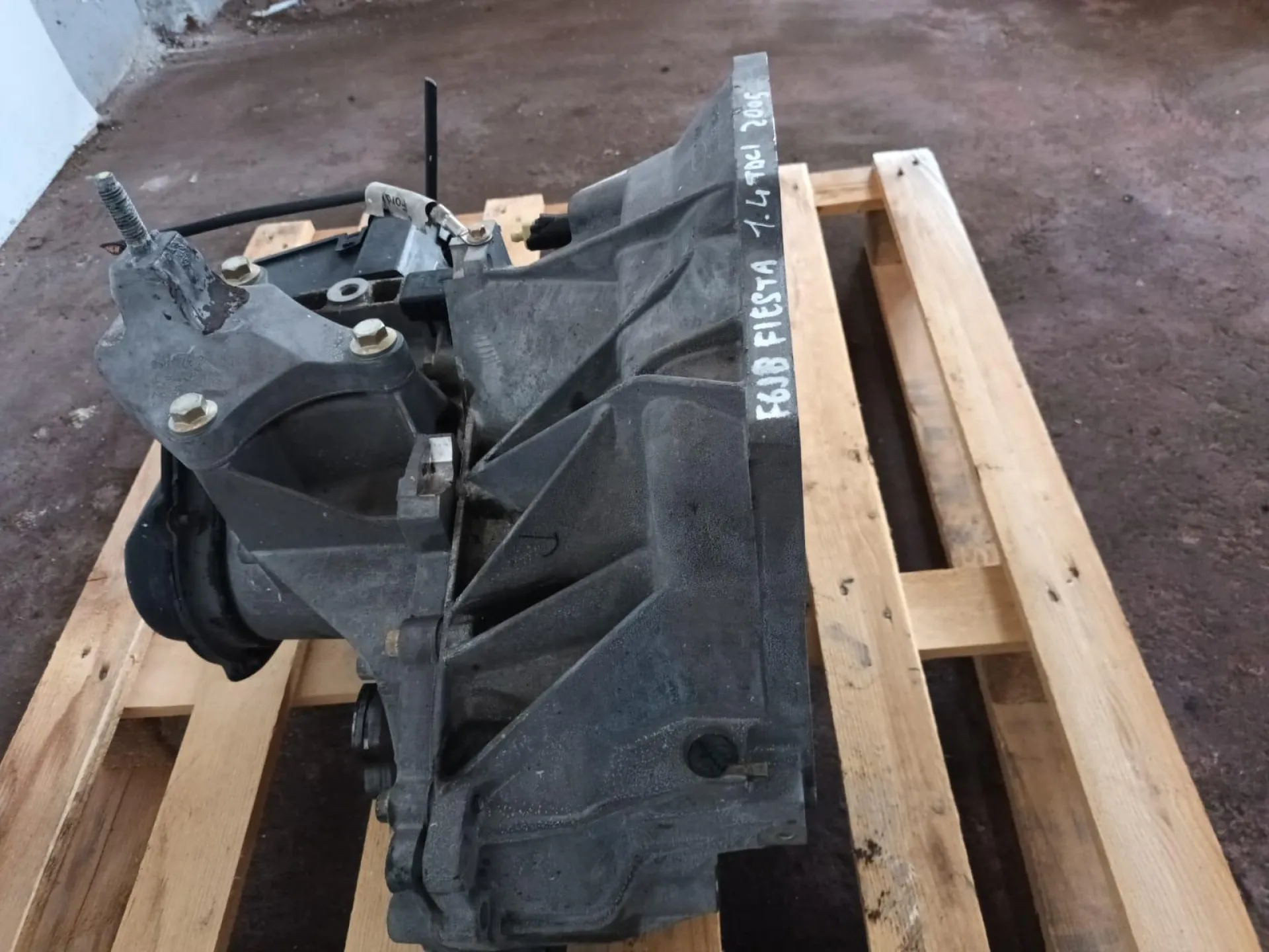 CAMBIO MANUALE COMPLETO con codice con codice motore F6JB da FORD Fiesta 5Â° Serie 1400 Diesel (2005)