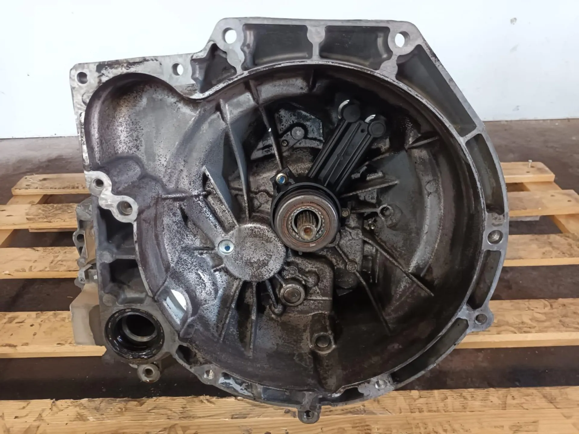 CAMBIO MANUALE COMPLETO con codice con codice motore F6JB da FORD Fiesta 6Â° Serie 1400 Diesel (2008)