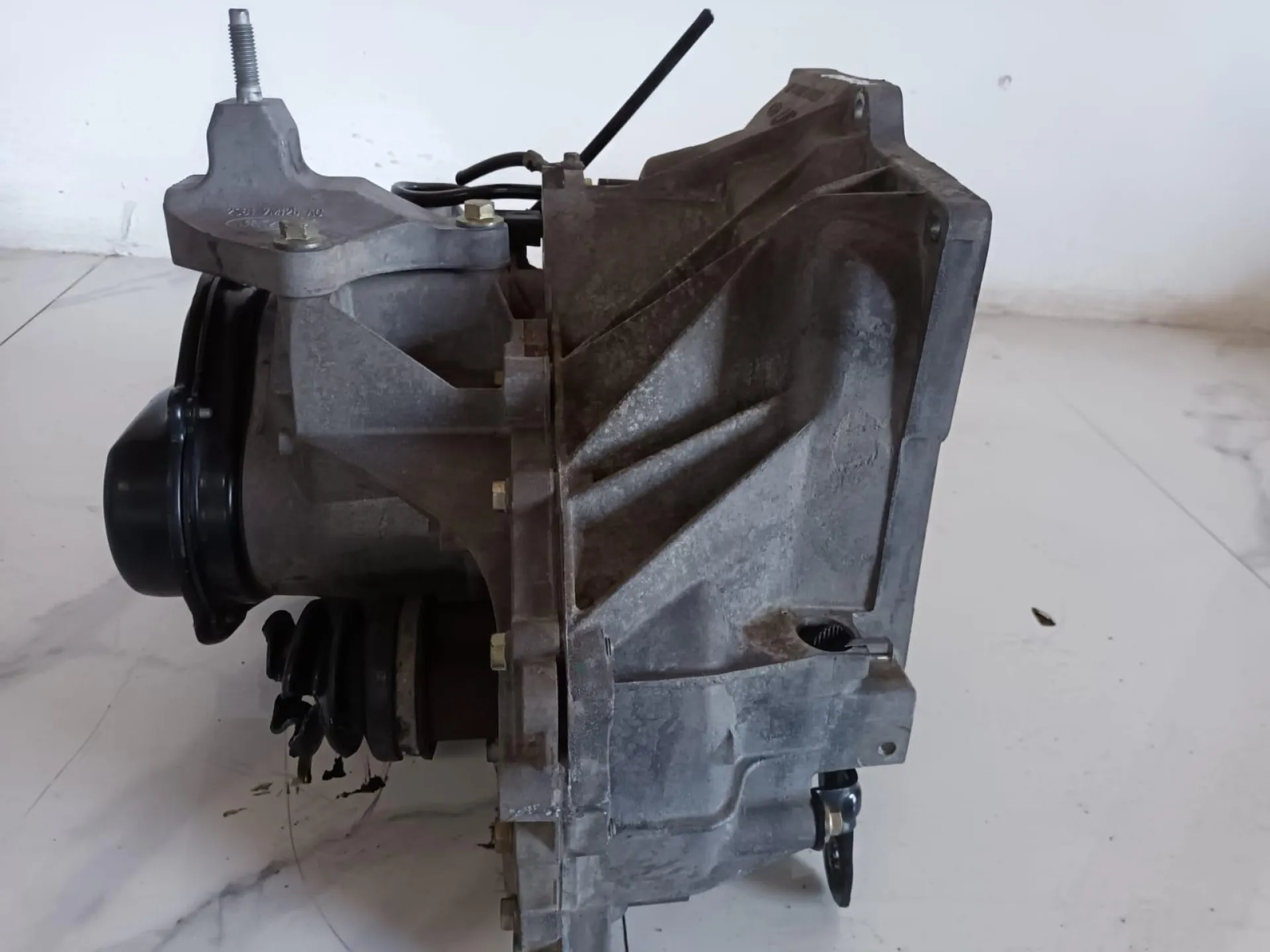 CAMBIO MANUALE COMPLETO con codice 2N17 7002 EC da FORD Fiesta 6Â° Serie 1400 Diesel con codice motore F6JB/F6JB (2008)