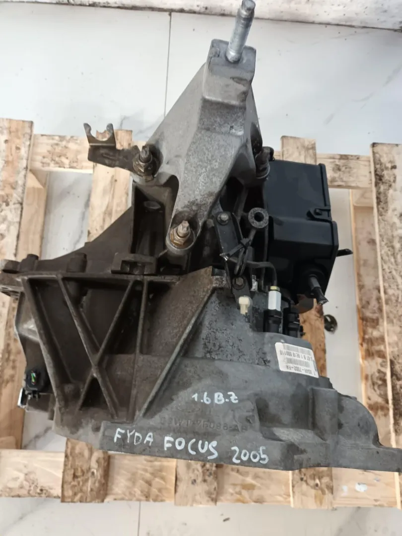 CAMBIO MANUALE COMPLETO con codice S6TB 1 9E18 000118 da FORD Focus Berlina 3Â° Serie 1600 Benzina con codice motore FYDA/FYDA (2005)