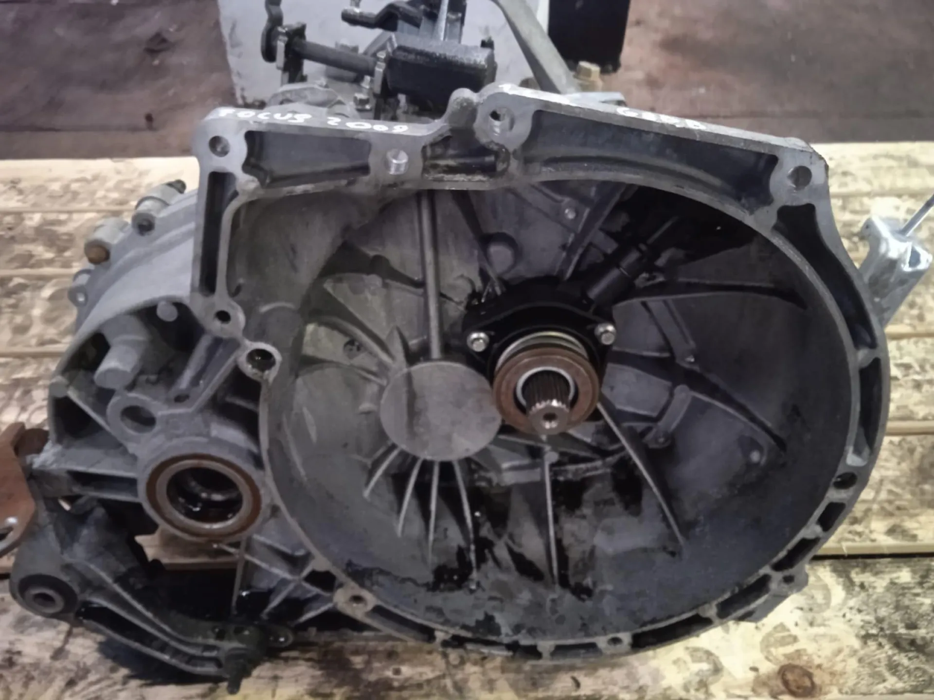 CAMBIO MANUALE COMPLETO con codice con codice motore G8DB/G8DB da FORD Focus Berlina 4° Serie 1600 Diesel (2009)