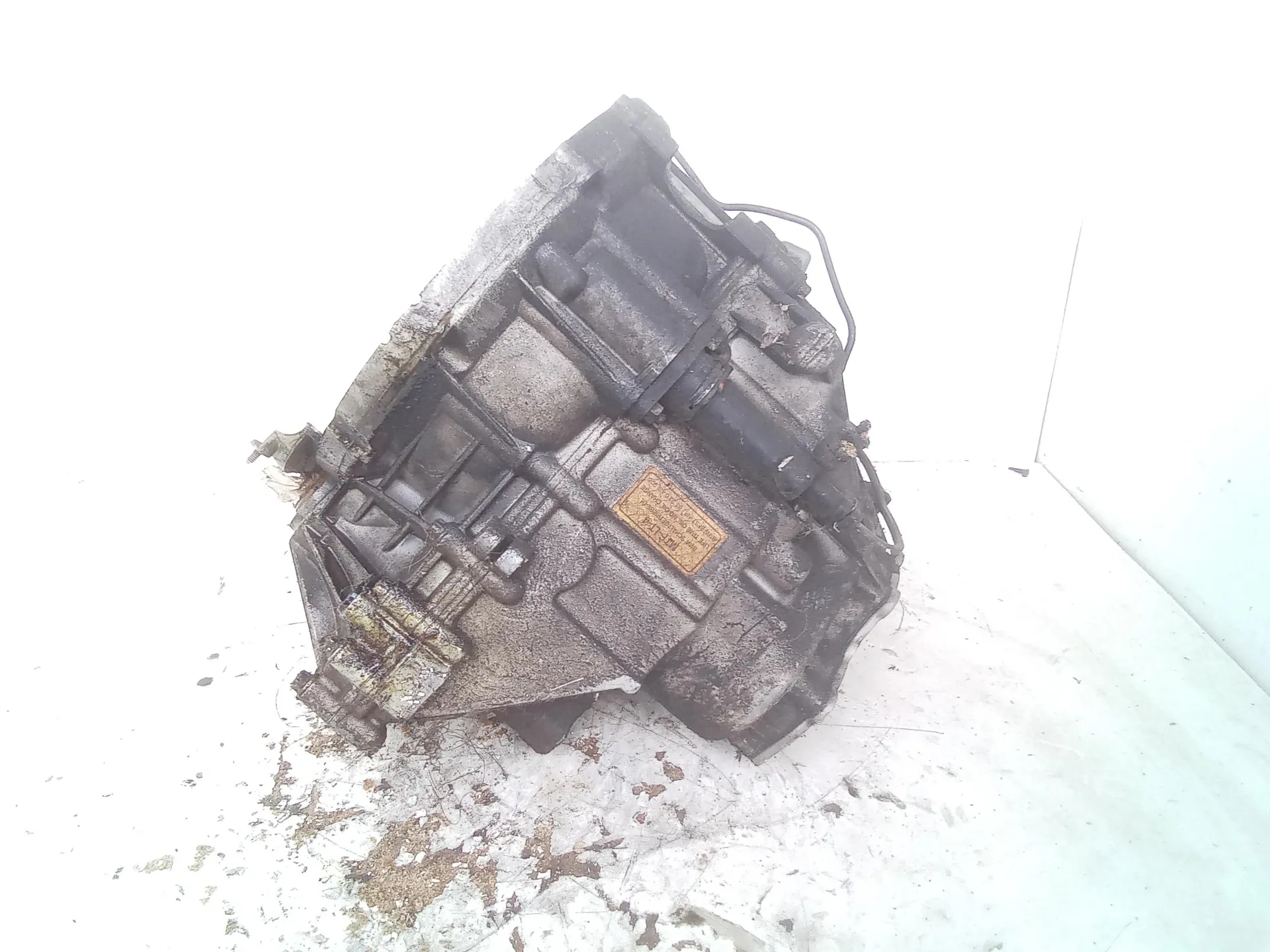 CAMBIO MANUALE COMPLETO con codice 7568721-04 da MINI Cooper 2Â° Serie 1600 Diesel (2010)