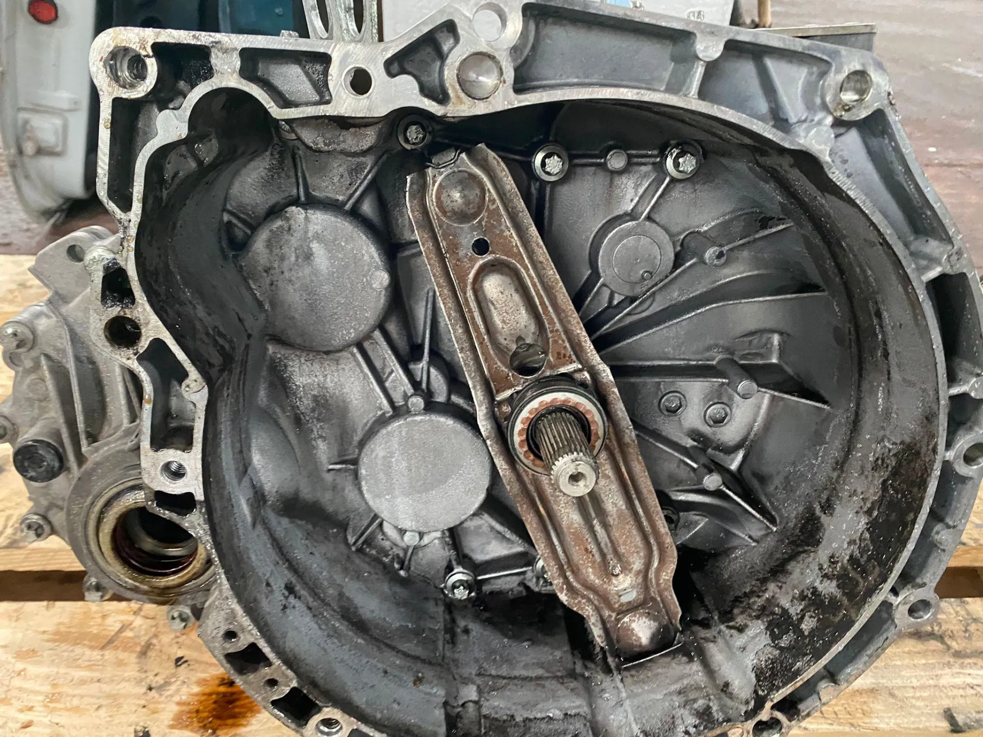 CAMBIO MANUALE COMPLETO con codice con codice motore N14B16AB/N14B16AB da MINI Cooper S 1600 Benzina (2012)
