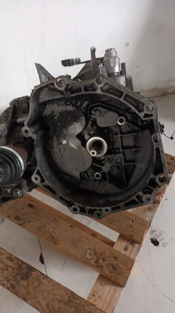 CAMBIO MANUALE COMPLETO con codice 55590820 da OPEL Astra J 2Â° Serie 1600 Diesel con codice motore B16DTL/B16DTL (2015)