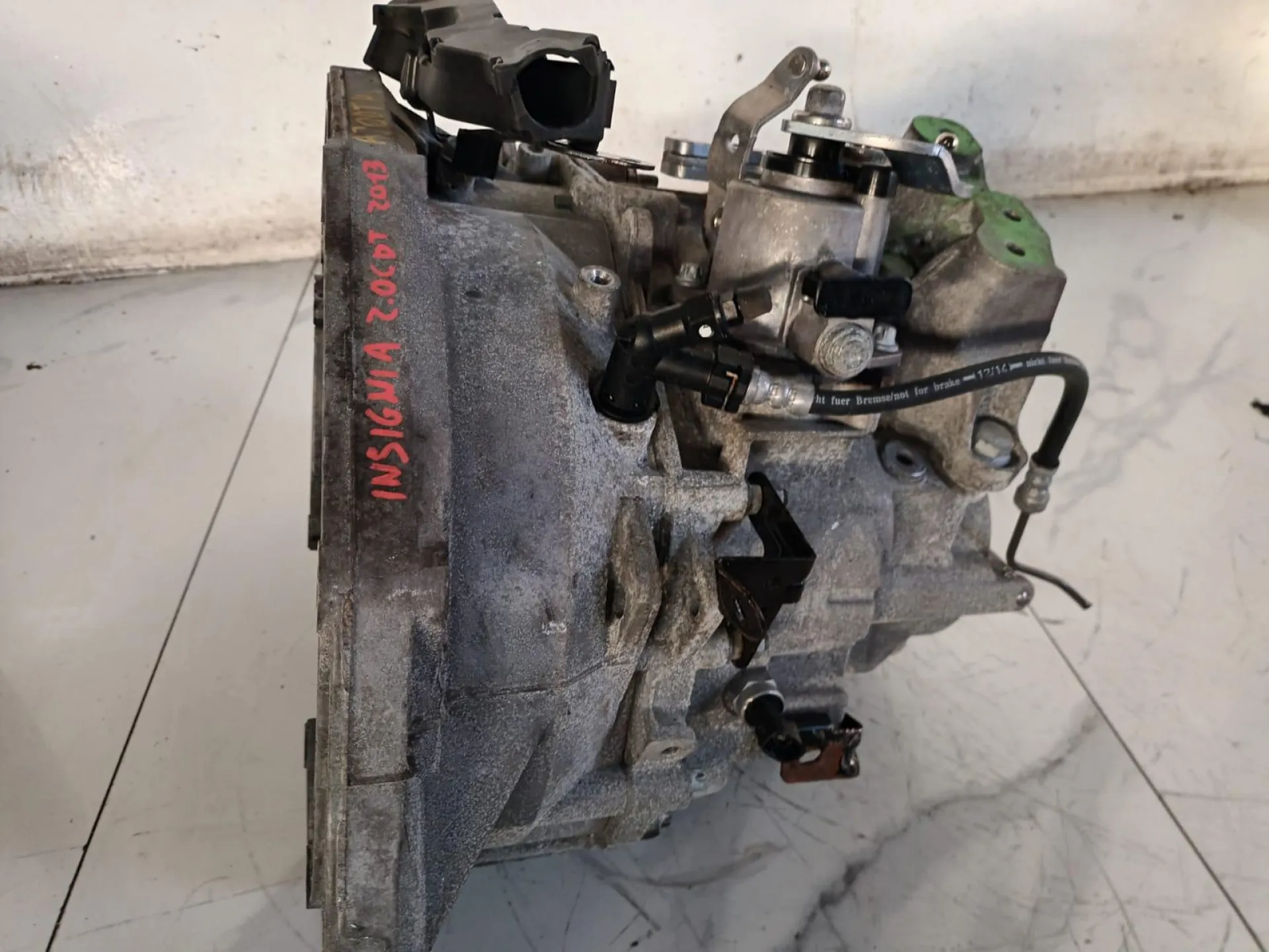 CAMBIO MANUALE COMPLETO con codice con codice motore A20DTH/A20DTH da OPEL Insignia Berlina 2000 Diesel (2013)