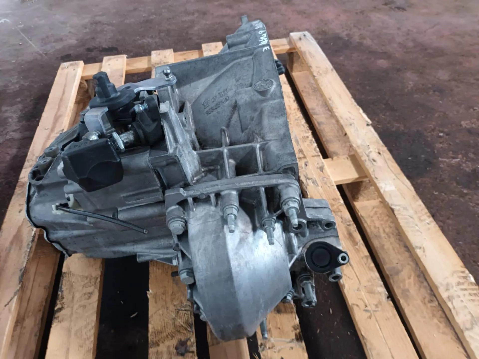 CAMBIO MANUALE COMPLETO con codice 9684581410 da PEUGEOT 508 Serie (14>18) 2000 Diesel con codice motore RH02 (2015)