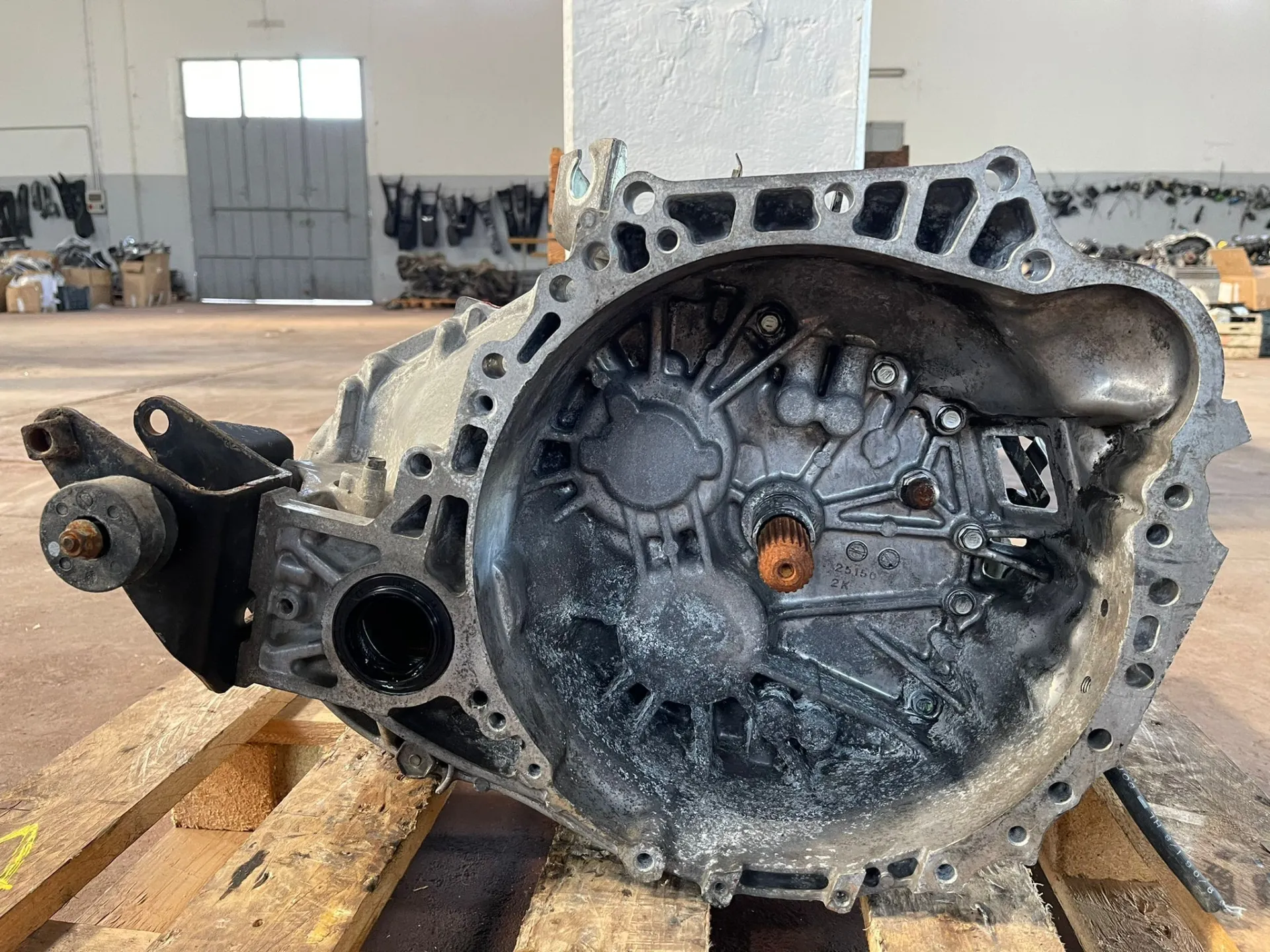CAMBIO MANUALE COMPLETO con codice 1ADFTV da TOYOTA Auris Serie (E150) (07>12) 2000 Diesel (2009)