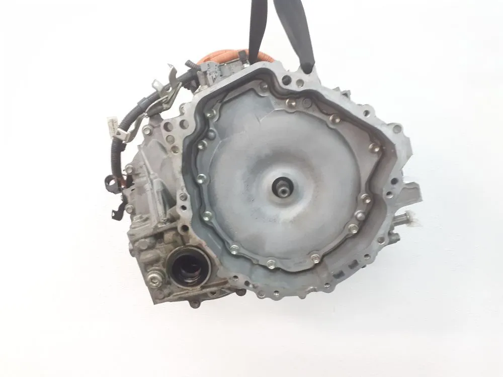 CAMBIO MANUALE COMPLETO con codice P9083B13 da TOYOTA Auris Serie (E180) (12>18) 1800 Hybrid 73 (2013)