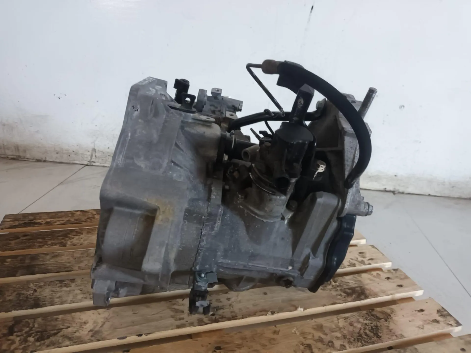 CAMBIO MANUALE COMPLETO con codice con codice motore ALH/ALH da VOLKSWAGEN New Beetle 1Â° Serie 1900 Diesel (2008)