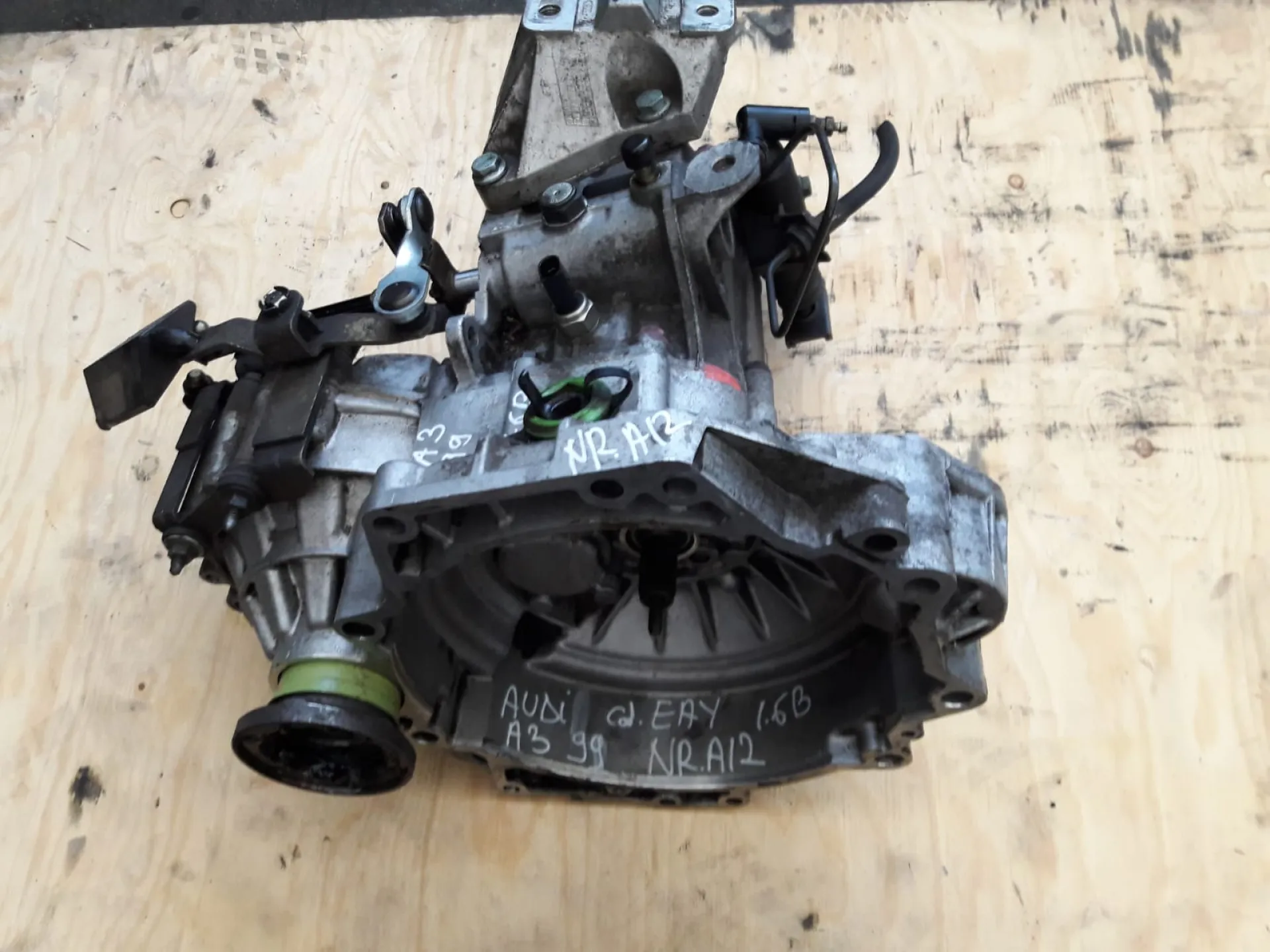 Cambio marce Audi A3 del 1998 1.6 Benzina CODICE RICAMBIO : EAY
