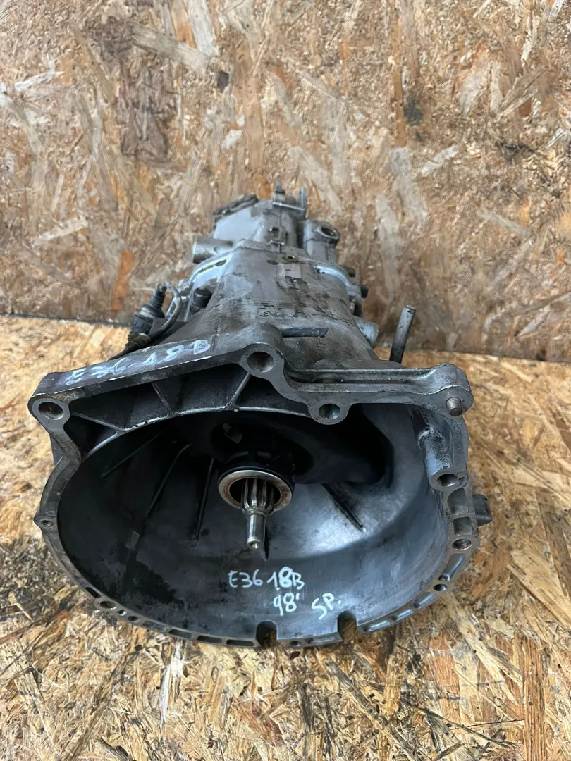 Cambio marce BMW E36 del 1996 1.8 Benzina