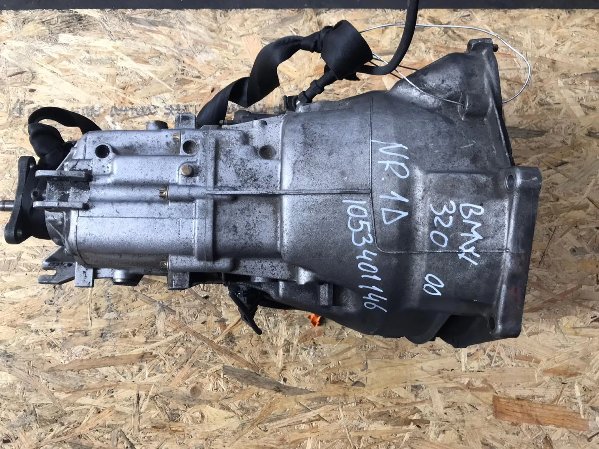 Cambio marce BMW Serie 3 del 2000 E46 2.0 Diesel cod: 1053401146 CODICE RICAMBIO : 1053401146