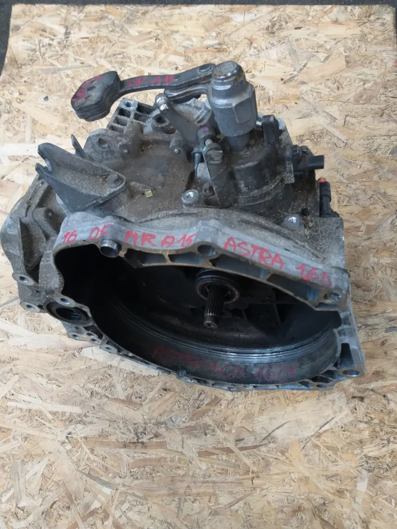 Cambio marce Opel Astra K del 2016 1.6 TDI CODICE RICAMBIO : codice motore : B16TDE