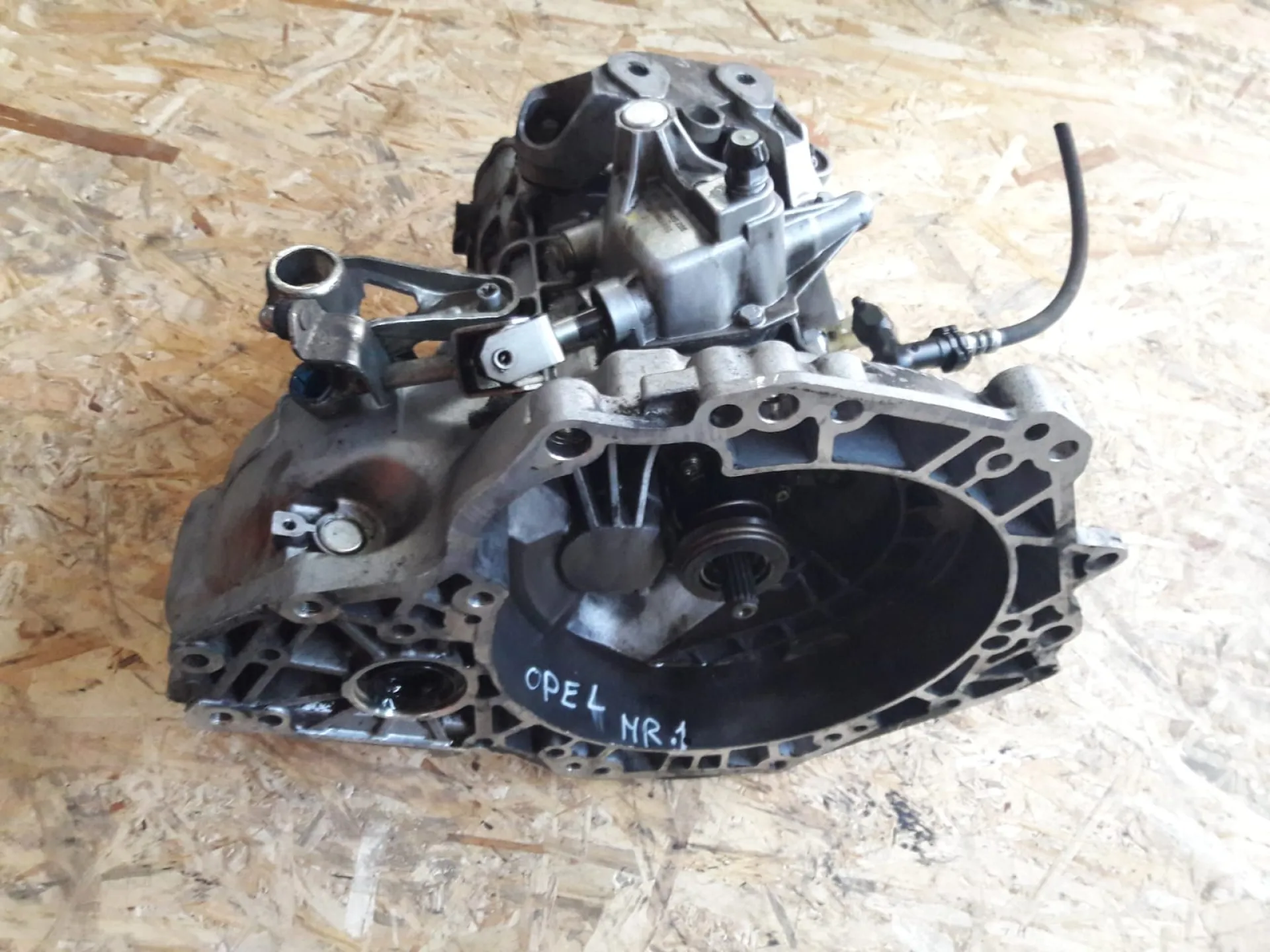 Cambio marce Opel Corsa del 2004 1.3 Diesel CODICE RICAMBIO : F17W355