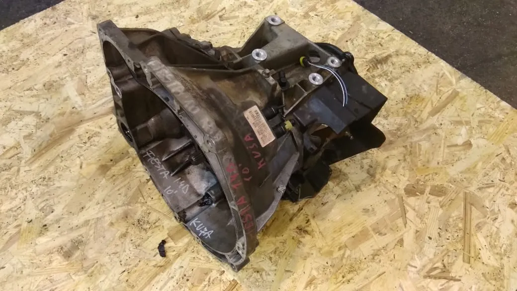 Cambio marce per Ford Fiesta del 2012 1.4 Diesel CODICE RICAMBIO : AA6R 7002 BBB