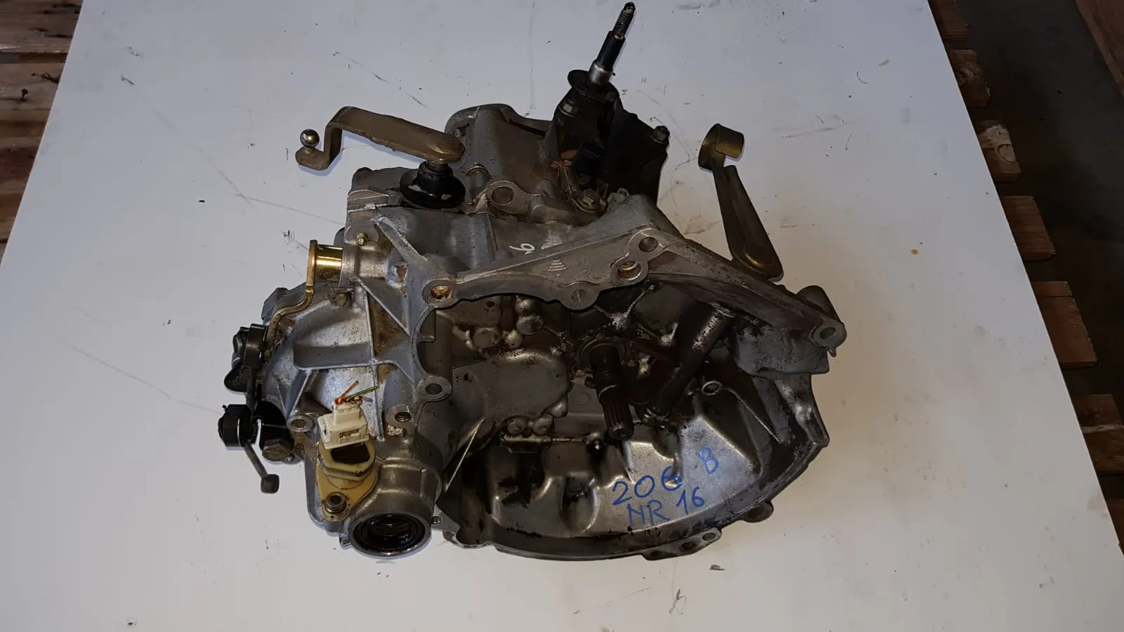 Cambio marce Peugeot 206 del 2004 1.1 Benzina CODICE RICAMBIO : 20CF08