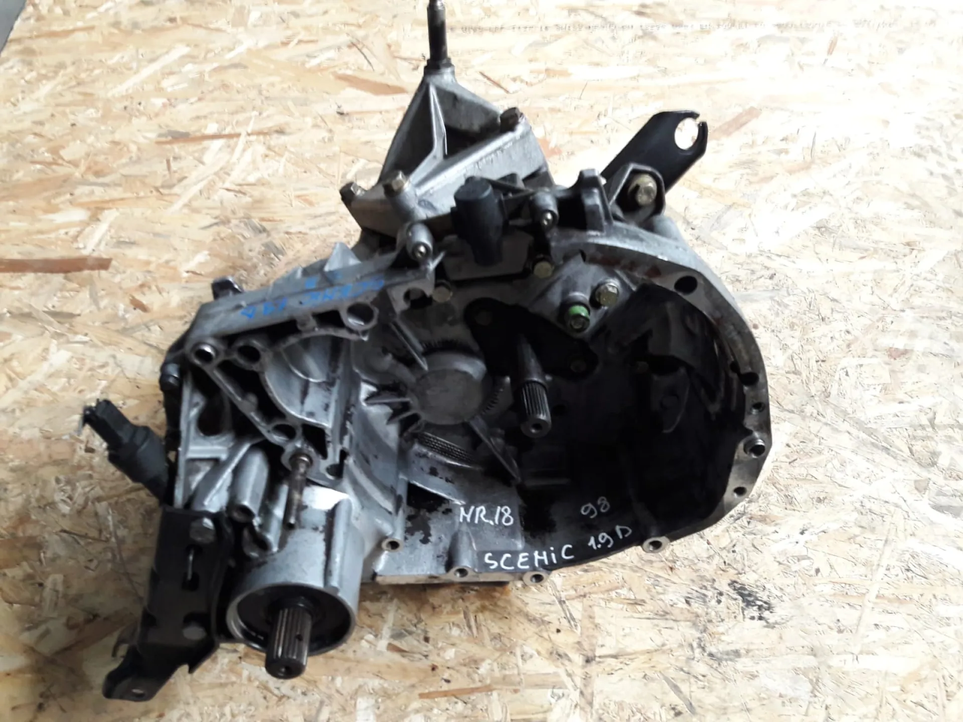 Cambio marce Renault Scenic del 1998 1.9 Diesel CODICE RICAMBIO : JC5