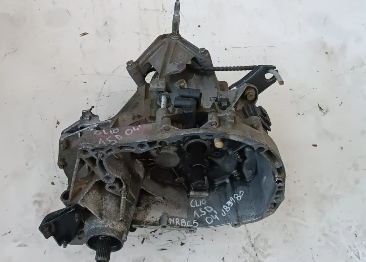 Cambio Renault Clio 1.5 B del 2004 CODICE RICAMBIO : UB9980