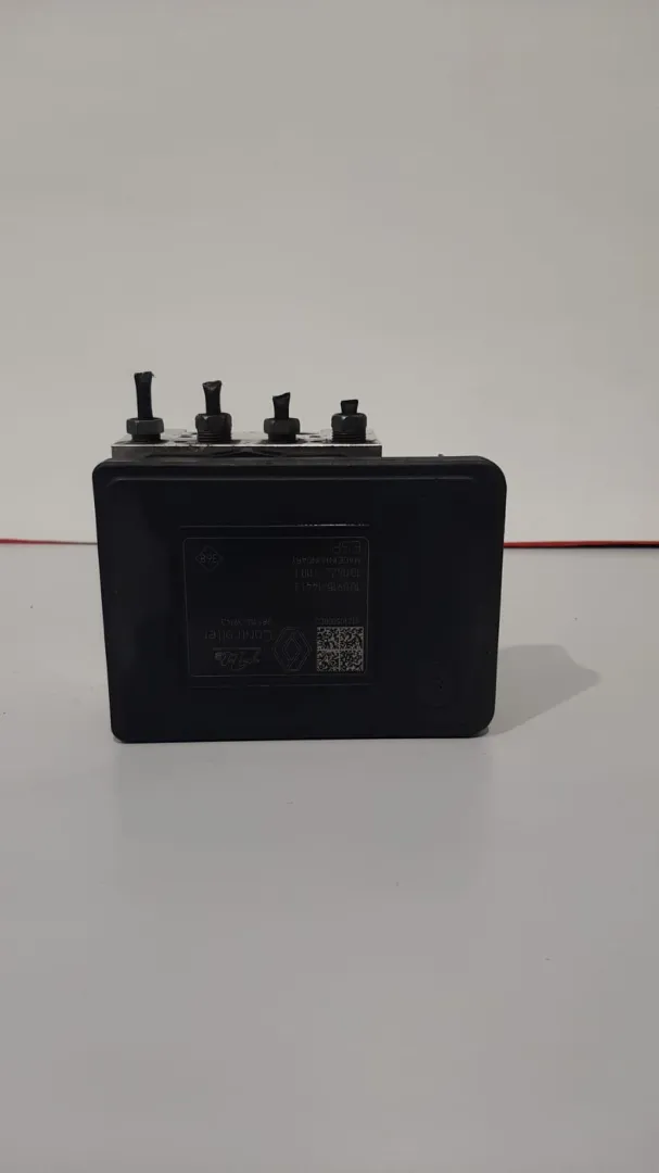 CENTRALINA ABS con codice 10.0915-1441.3 da DACIA Lodgy 1Â° Serie 1500 Diesel (2012)