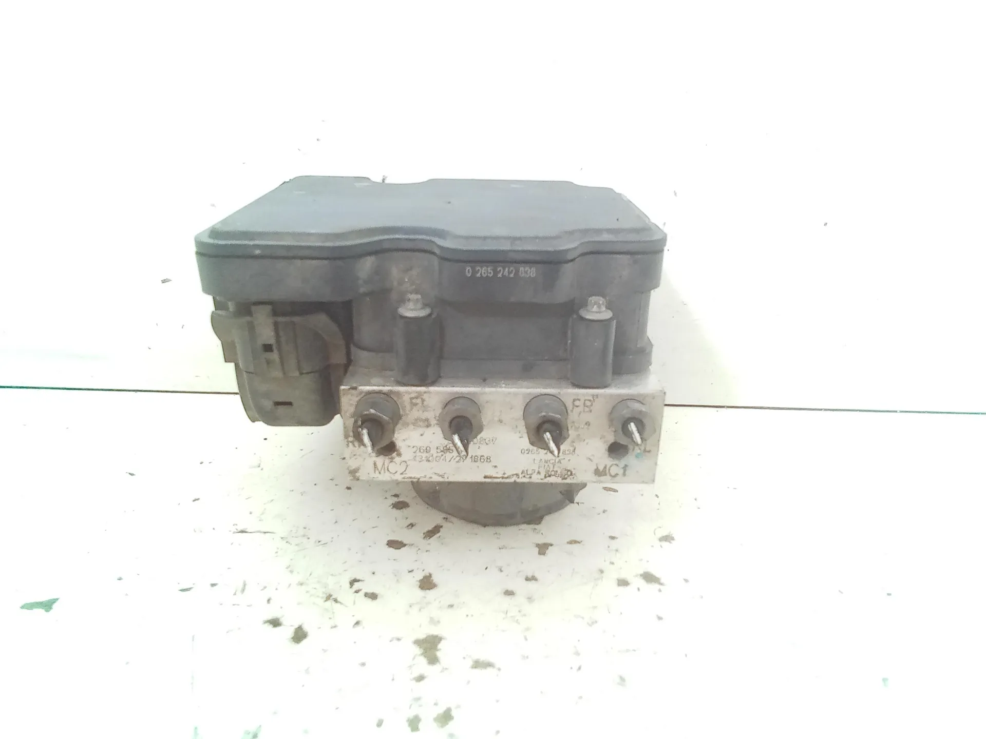 CENTRALINA ABS con codice 0265242838 da FIAT Grande Punto 3Â° Serie 1300 Diesel 62 (2013)