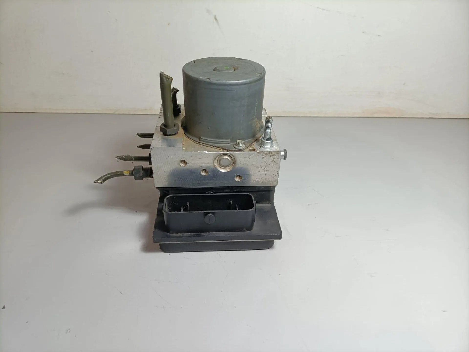 CENTRALINA ABS con codice 0265238004 da HYUNDAI i20 1Â° Serie Benzina (2008)