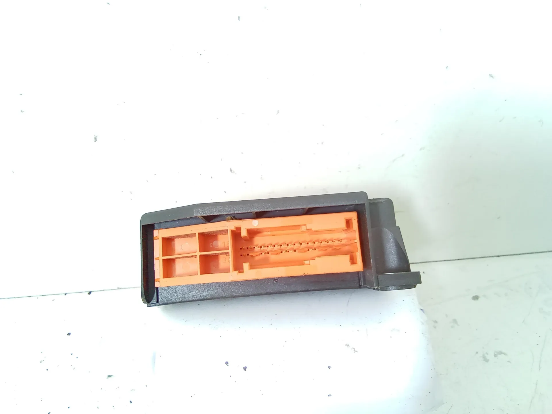 CENTRALINA AIRBAG con codice 0001211v007 da SMART ForTwo CoupÃ© 1Â° Serie 600 Benzina 40 kW / 55 CV (2000)