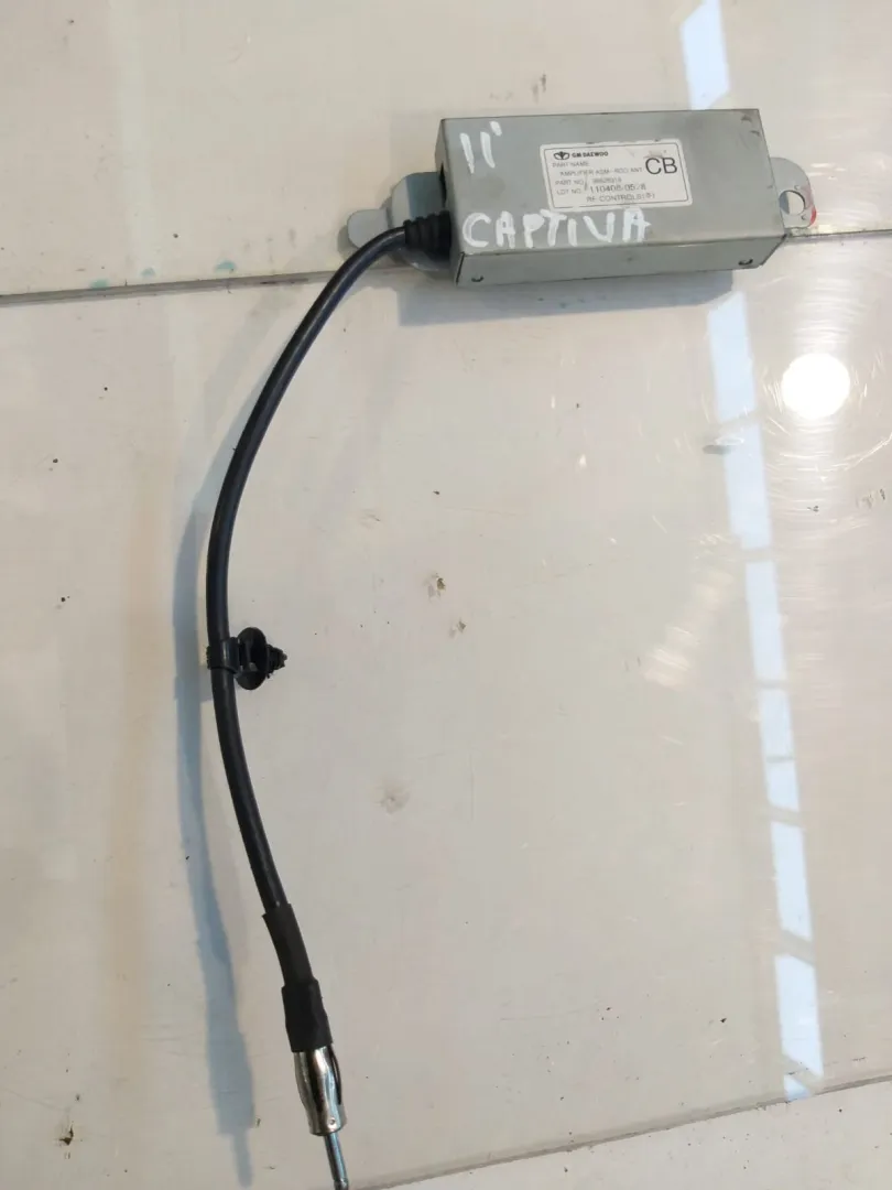 Centralina amplificatore antenna Chevrolet Captiva del 2012 CODICE RICAMBIO : 96628318