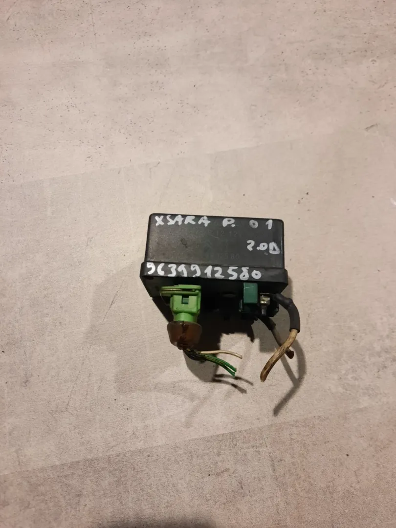 Centralina candelette Citroen Xsara Picasso 2.0 D del 2001 CODICE RICAMBIO : 9639912580