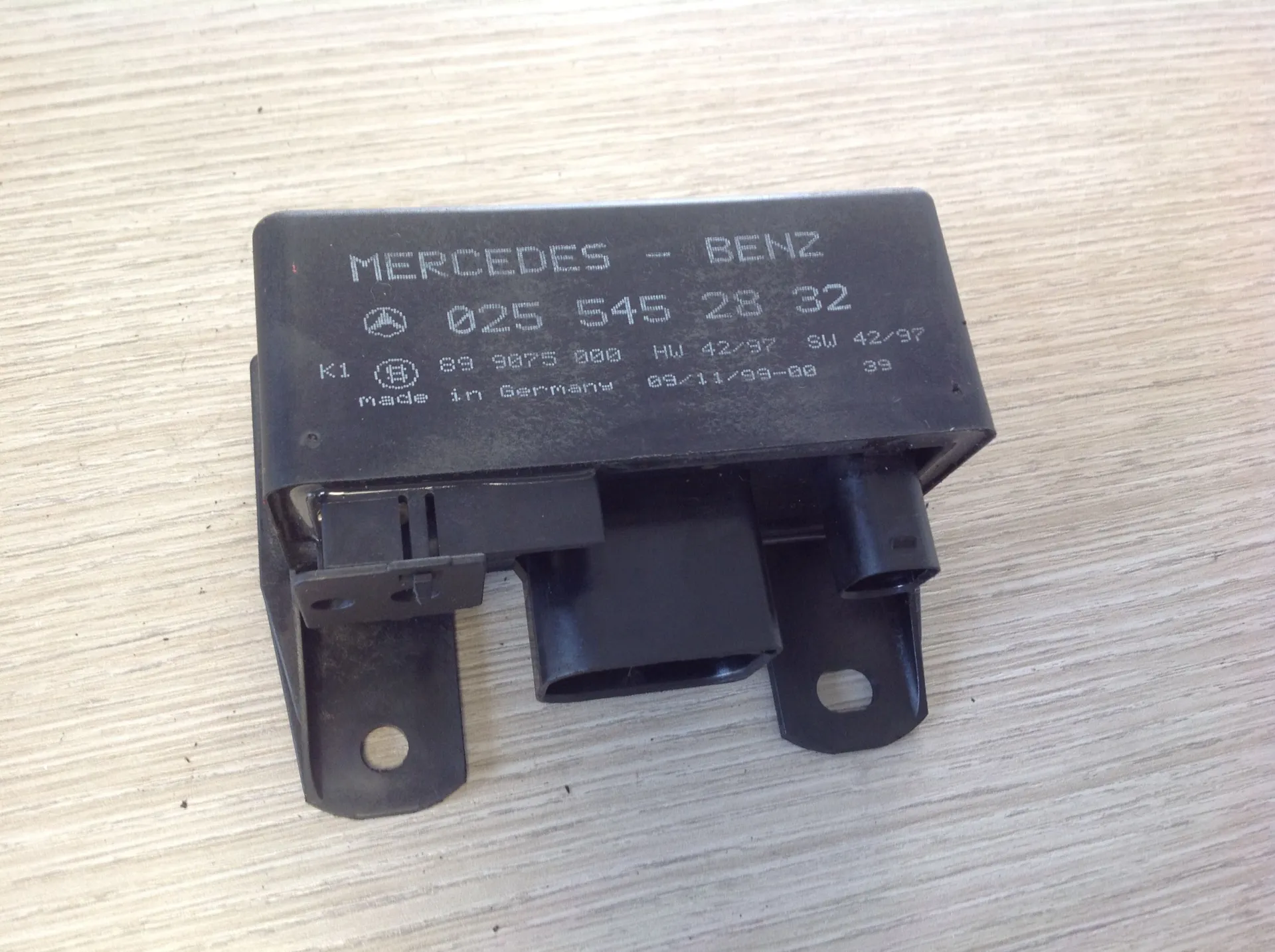 CENTRALINA CANDELETTE con codice 0255452832 da MERCEDES Classe A W168 1Â° Serie Diesel (2000)