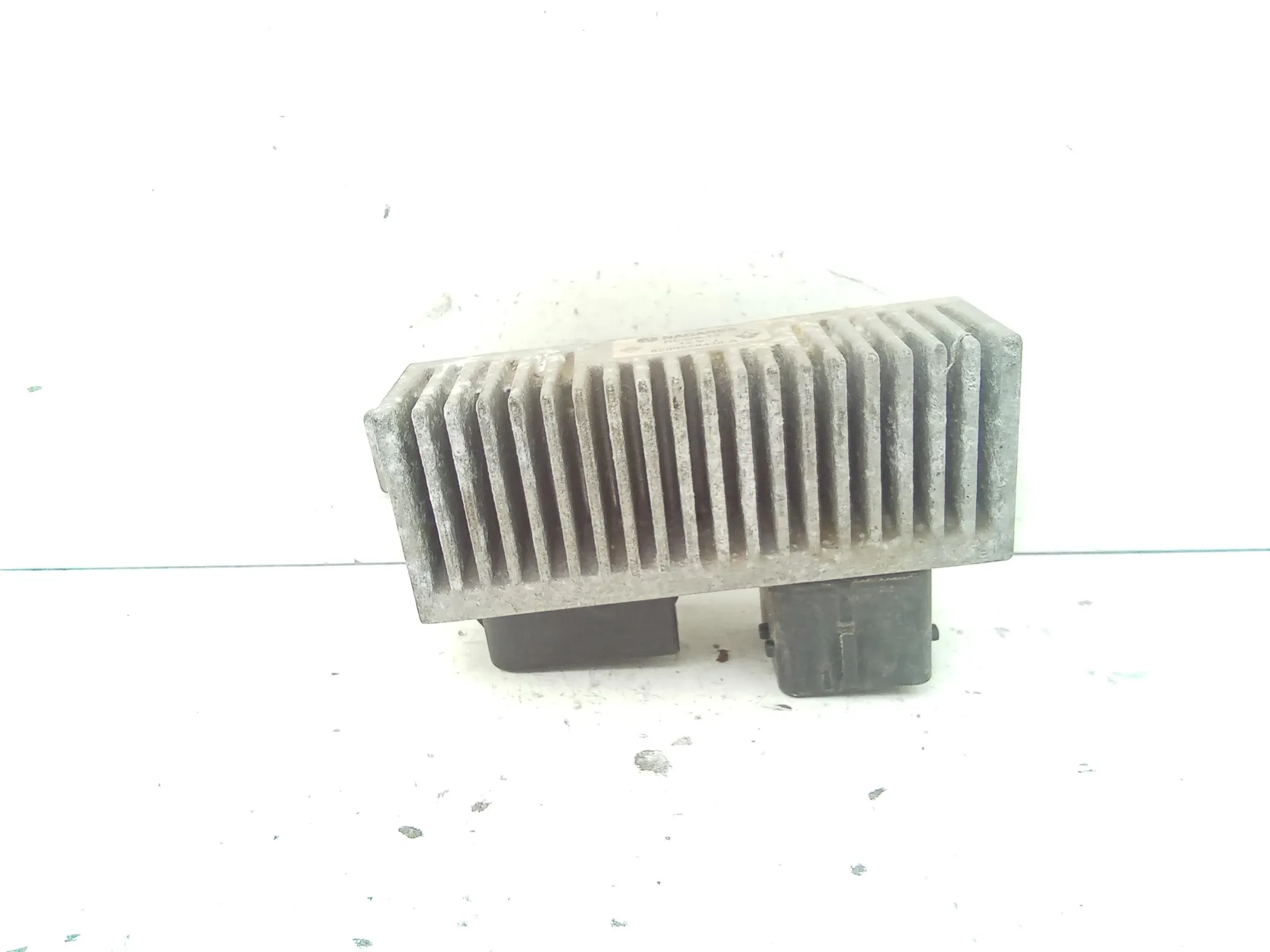 CENTRALINA CANDELETTE con codice 8200558438-a da NISSAN Juke 1Â° Serie 1500 Diesel 81 kW / 110 CV (2012)