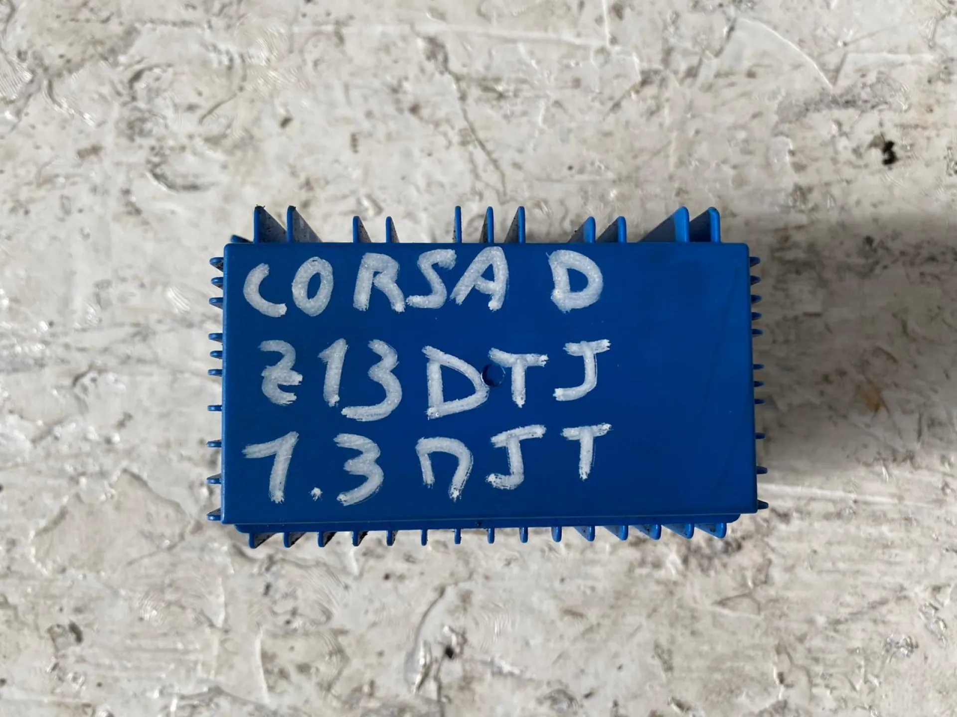 CENTRALINA CANDELETTE con codice 55557760 da OPEL Corsa D 5P 1Â° Serie 1300 Diesel con codice motore Z13DTJ/Z13DTJ (2009)