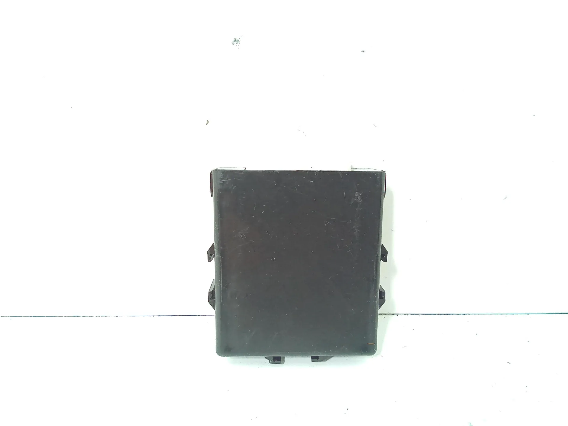 CENTRALINA CHIUSURA CENTRALIZZATA con codice 38700-84e00 da OPEL Agila 1Â° Serie (2002)