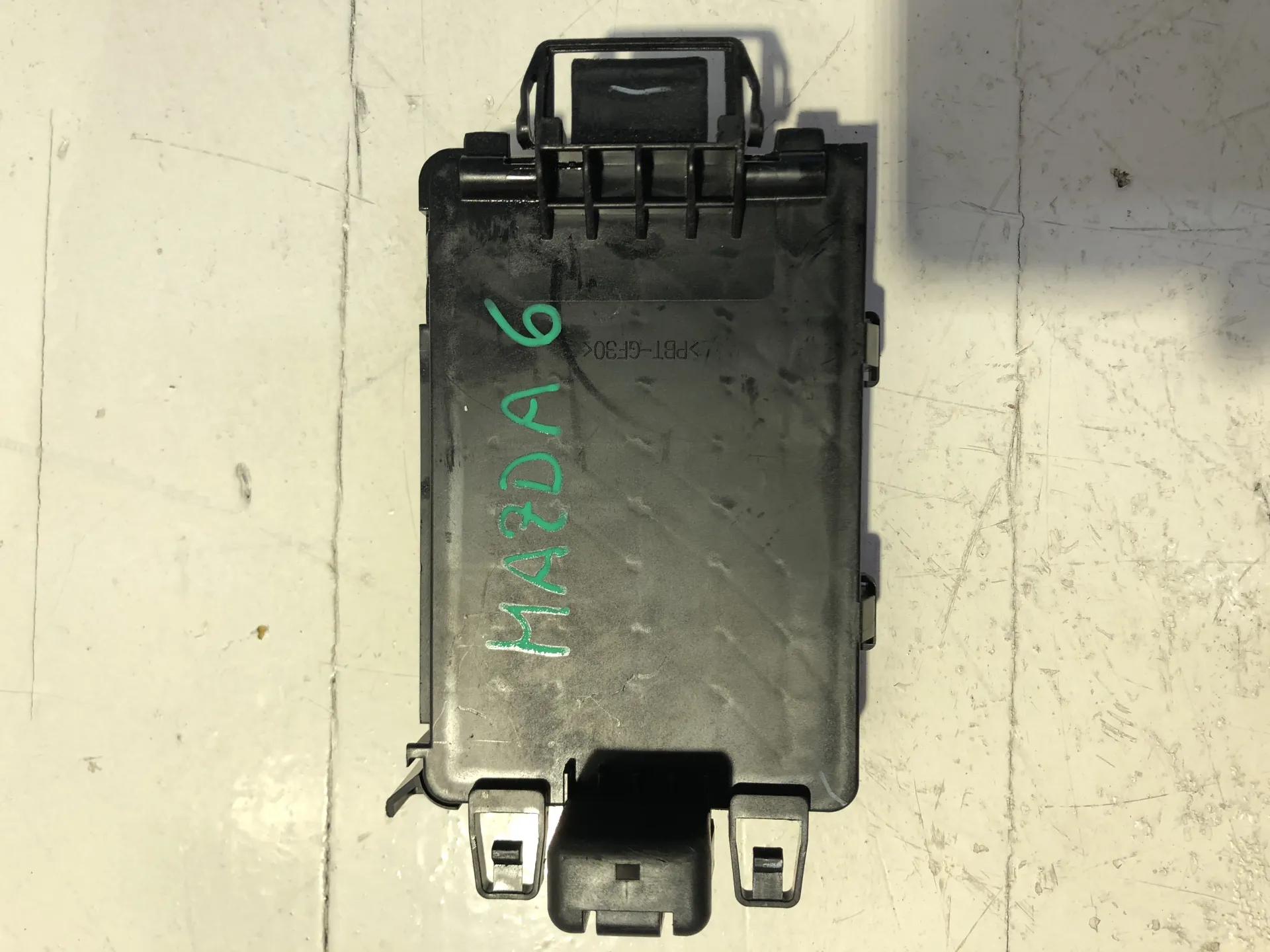 CENTRALINA CHIUSURE con codice KD45675Y0F / K021613C08 da MAZDA 6 3 serie S. Wagon (12>) 2200 Diesel (2016)
