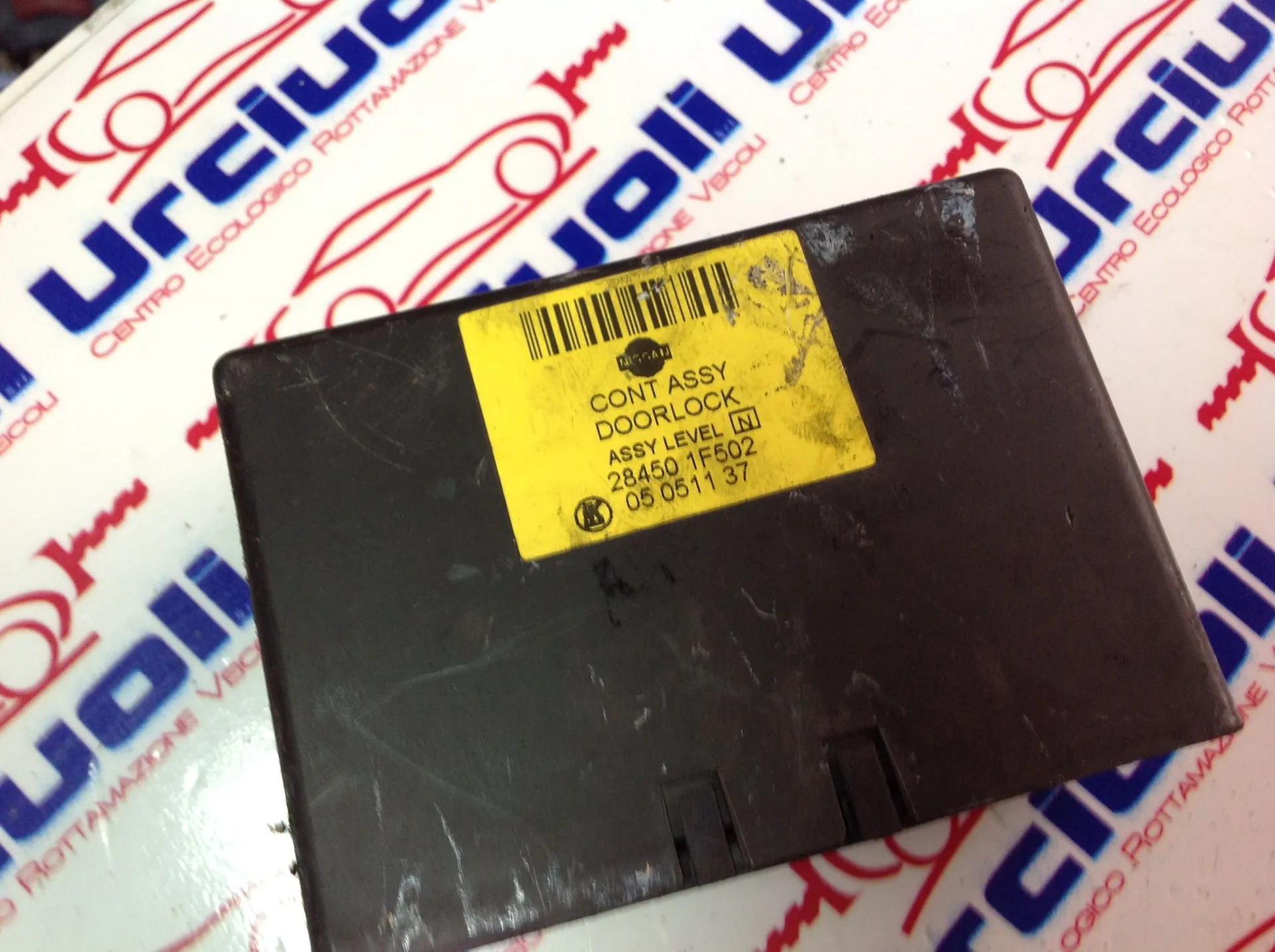 CENTRALINA CHIUSURE con codice 284501F502 da NISSAN Micra 2Â° Serie Benzina